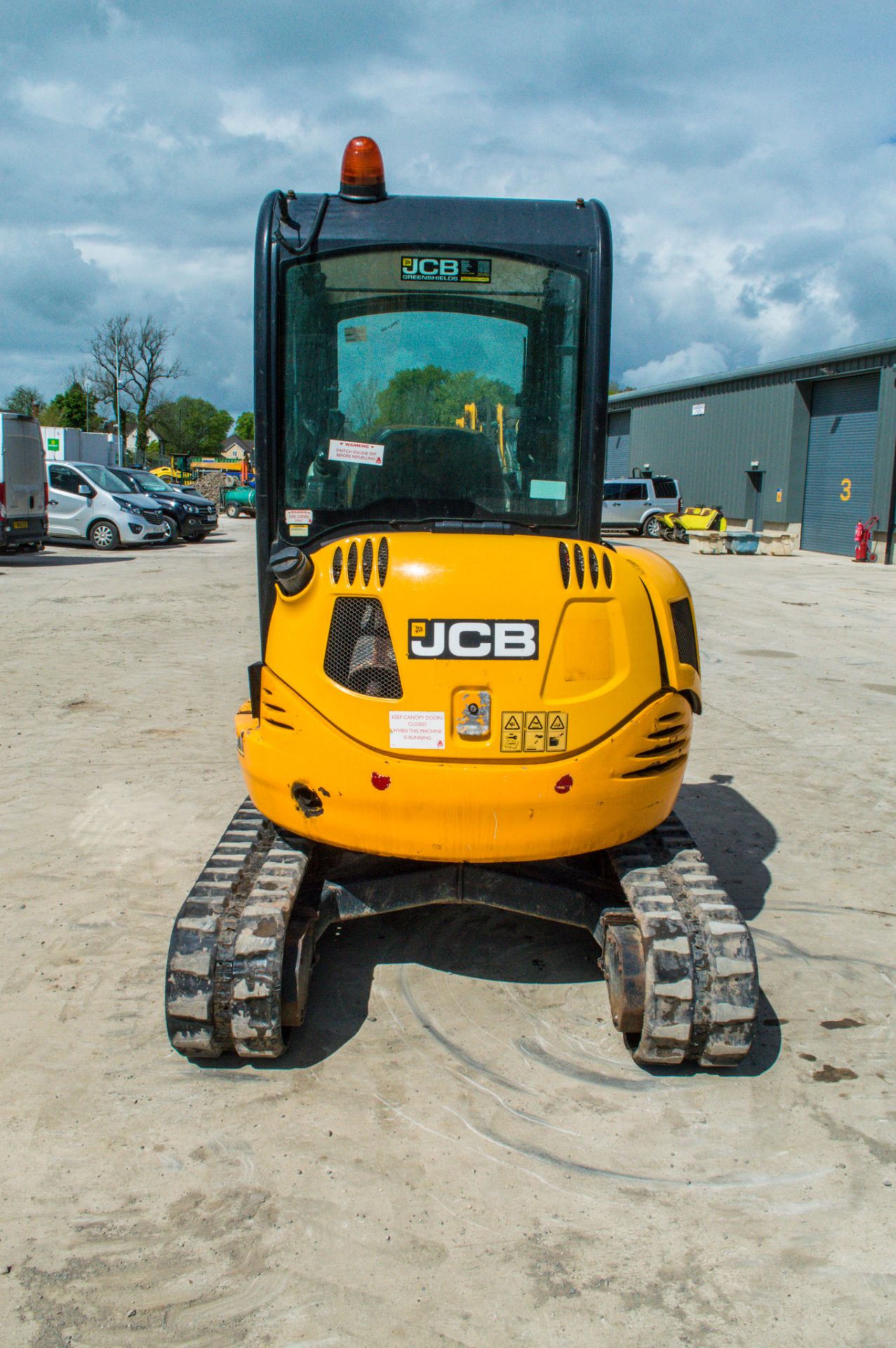 JCB 8025 2.5 tonne rubber tracked mini excavator Year: 2013 S/N: 2226112 Recorded hours: 3431 Blade, - Image 6 of 22