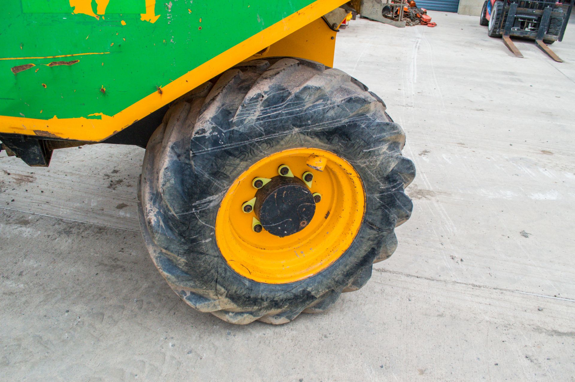 JCB  6T  6 tonne straight skip dumper Year:2015 S/N: K7468 Recorded Hours: 1493 A666972 - Image 10 of 21