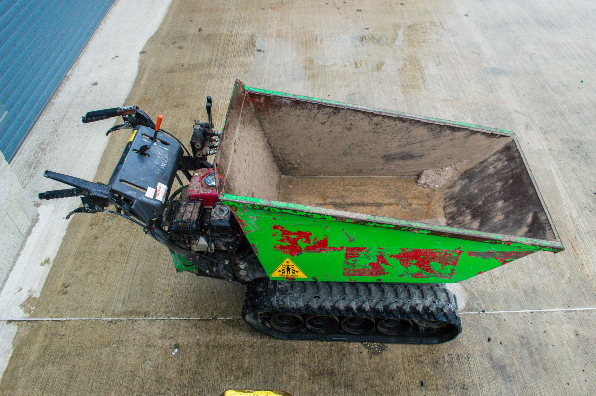 TD500 petrol driven walk behind hi tip rubber tracked dumper A699734 - Image 8 of 16