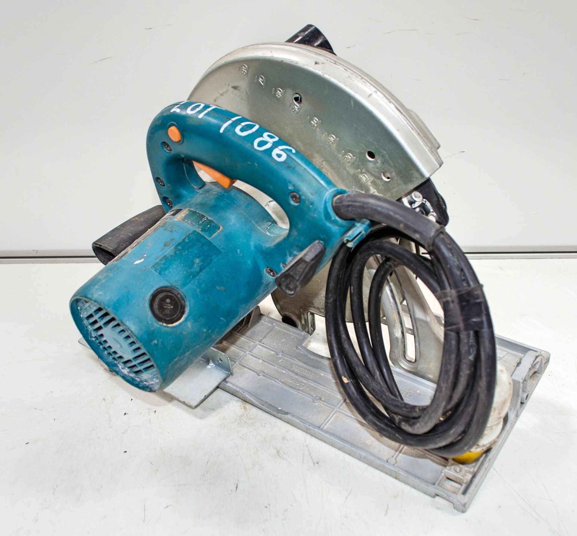 Makita 5903R 110v 235mm circular saw 14108179 - Image 2 of 2