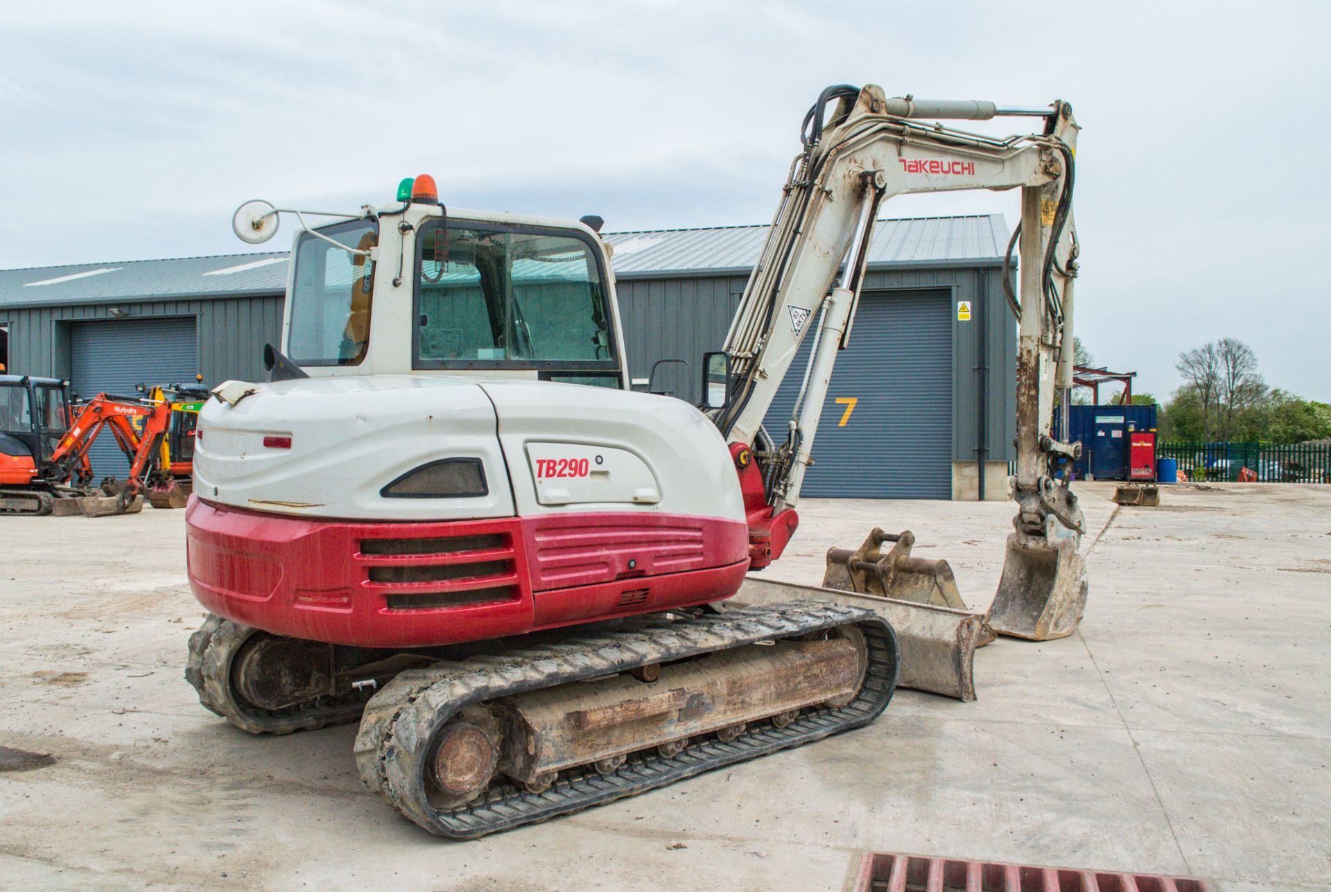 Takeuchi TB290 8.5 tonne rubber tracked excavator Year: 2015 S/N: 200107 Recorded Hours: 7596 Air - Image 3 of 24
