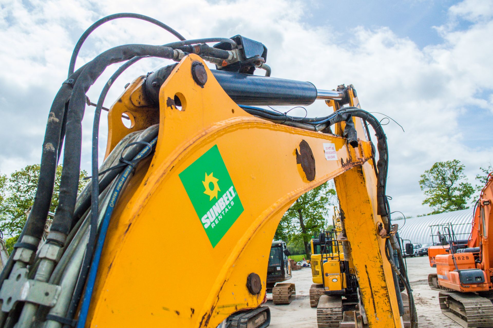 JCB 8050 RTS 5 tonne rubber tracked midi excavator  Year: 2013 S/N:01741891 Recorded Hours: 3151 - Image 11 of 25