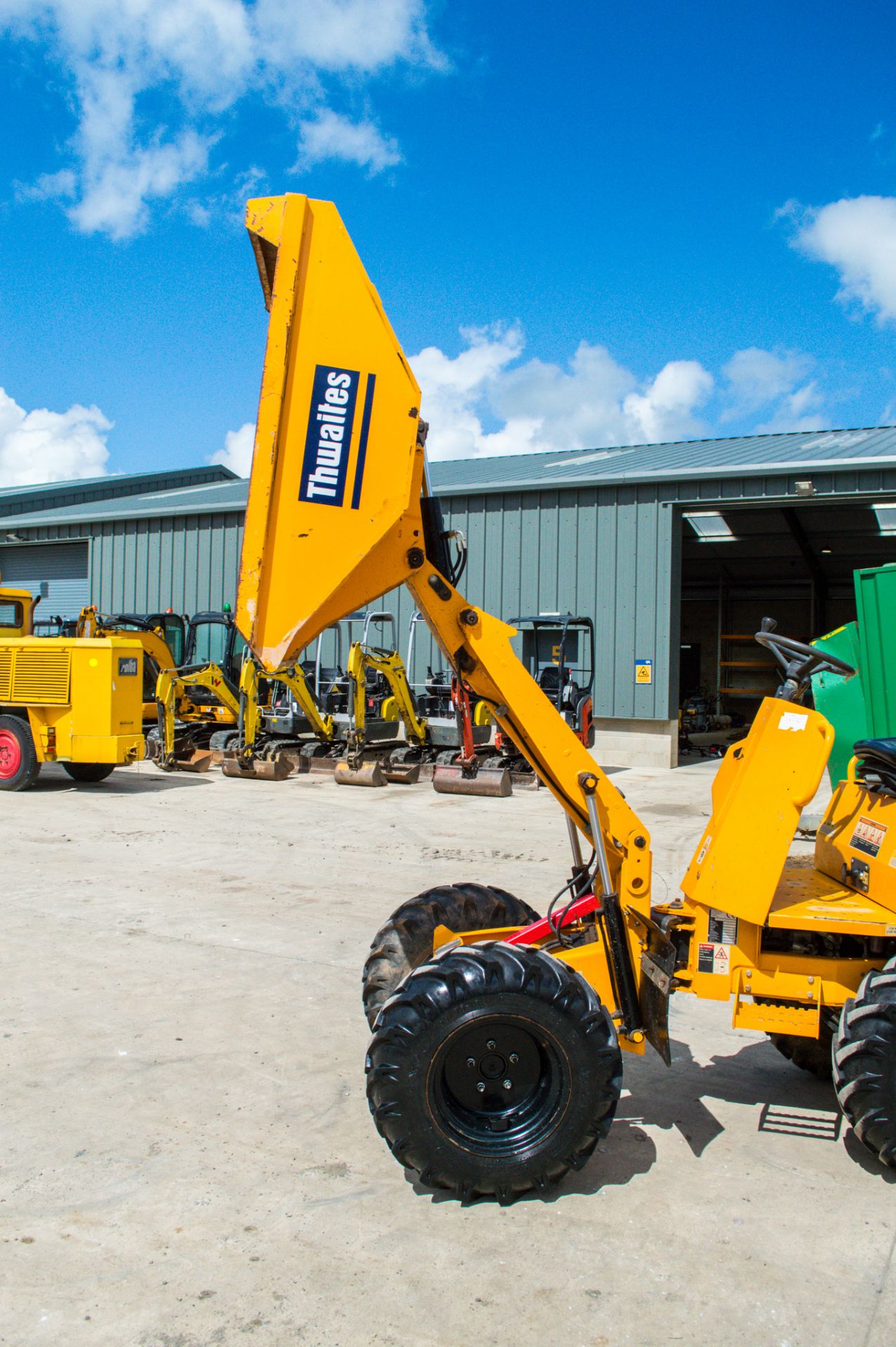 Thwaites 1 tonne high tip dumper Year: 2018 S/N: E4755 Recorded hours: 364 XL1810005 - Image 15 of 21