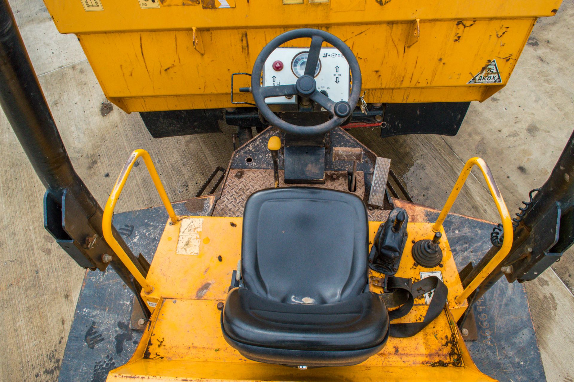 JCB 6T 6 tonne straight skip dumper Year: 2015 - Image 21 of 23