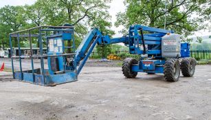 Genie Z-45/25 diesel/battery electric articulated boom access platform Year: 2006 S/N: 31844