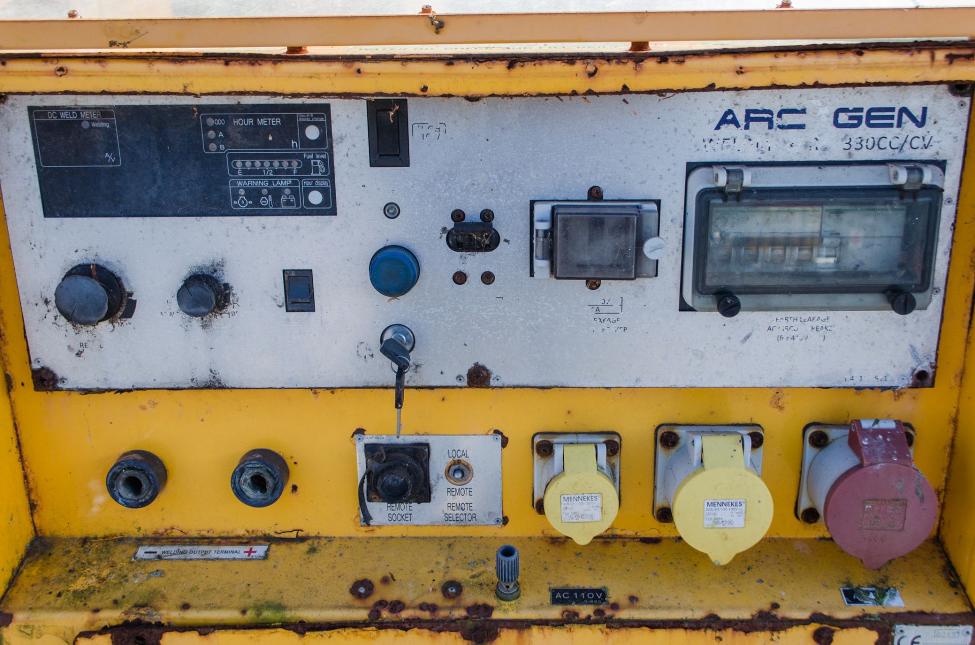 Arc Gen 330 diesel driven mobile welder/generator Year: 2015 S/N: 3010106 A696368 - Image 4 of 4