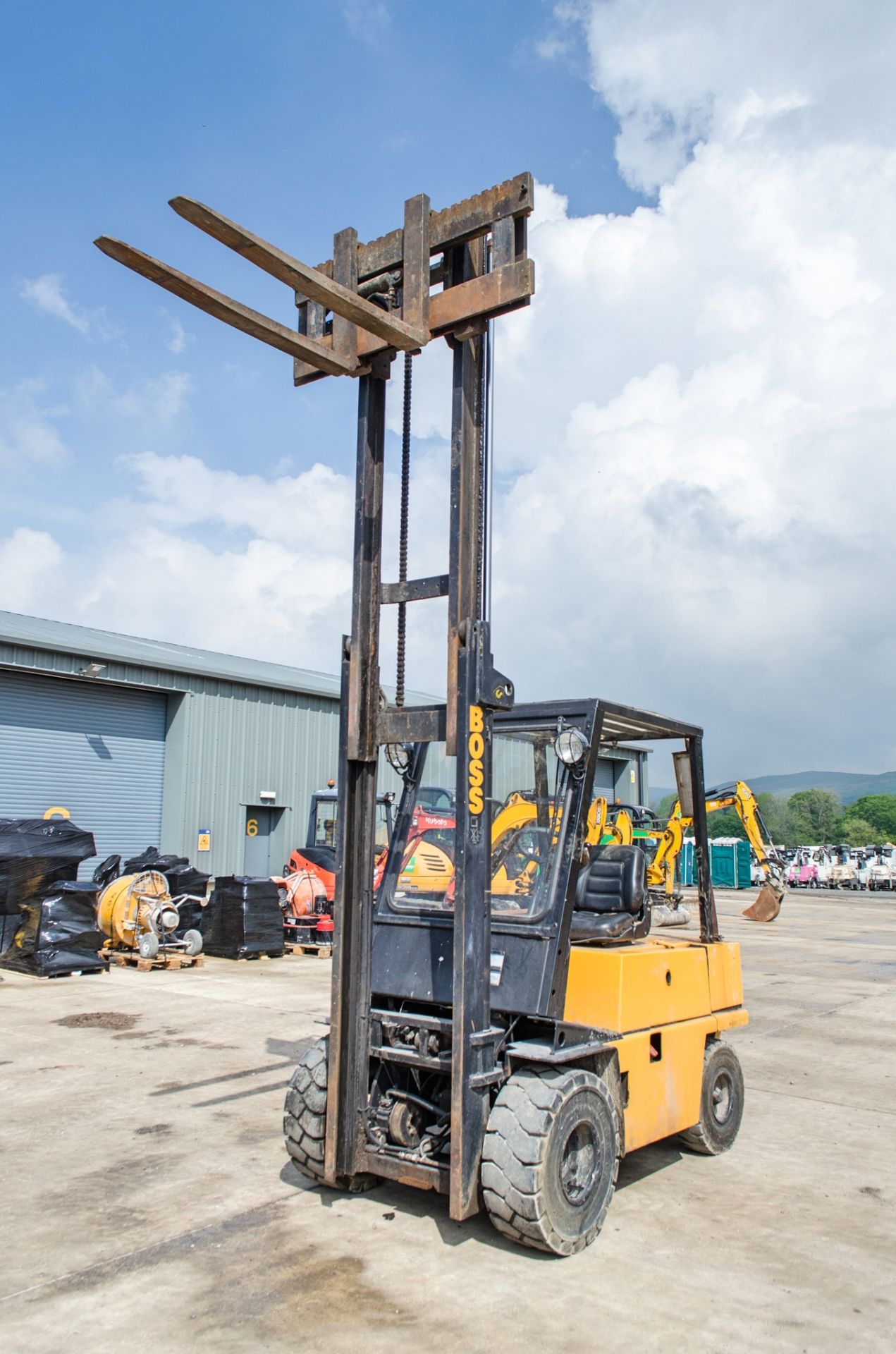 Boss RH30D 3 tonne diesel driven fork lift truck Year: Not stated on plate S/N: 01329 Recorded - Image 9 of 15