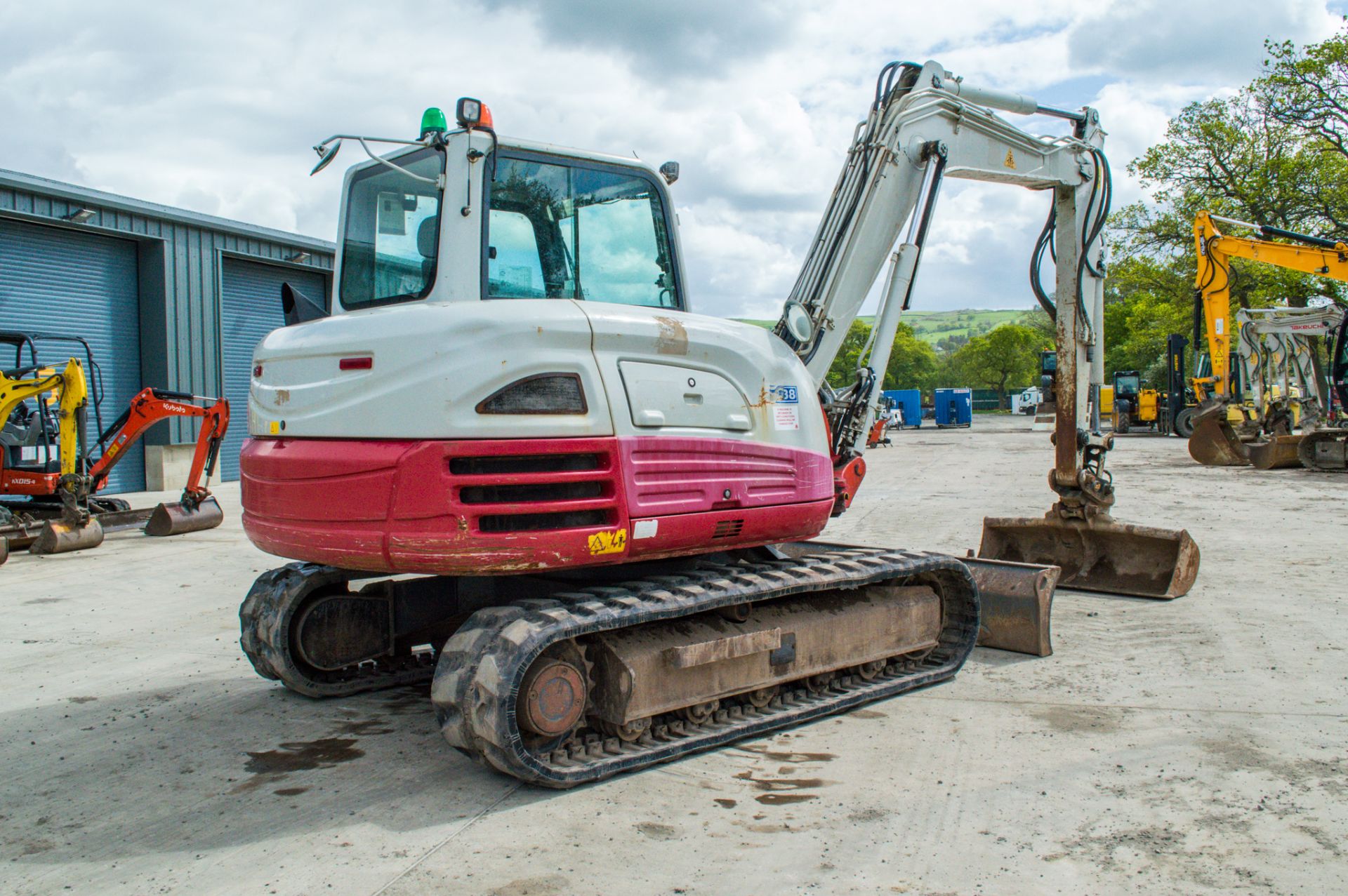 Takeuchi TB285 8 tonne rubber tracked midi excavator Year: 2012 S/N: 185000528 Recorded hours: 10512 - Image 3 of 19