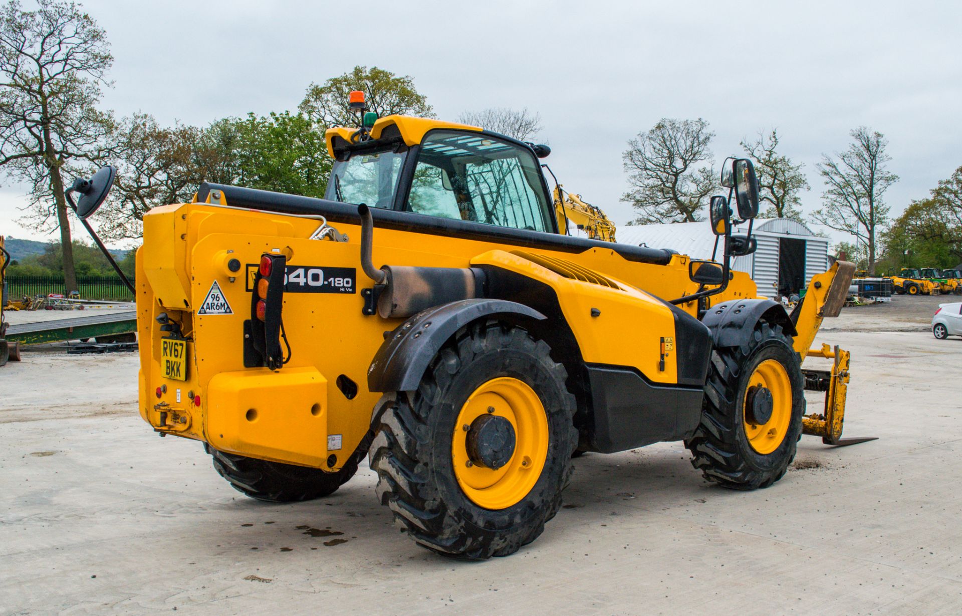 JCB 540-180 Hi-Viz 18 metre telescopic handler  Year: 2017 S/N: 2568367 Recorded Hours: 6219 c/w - Image 3 of 26