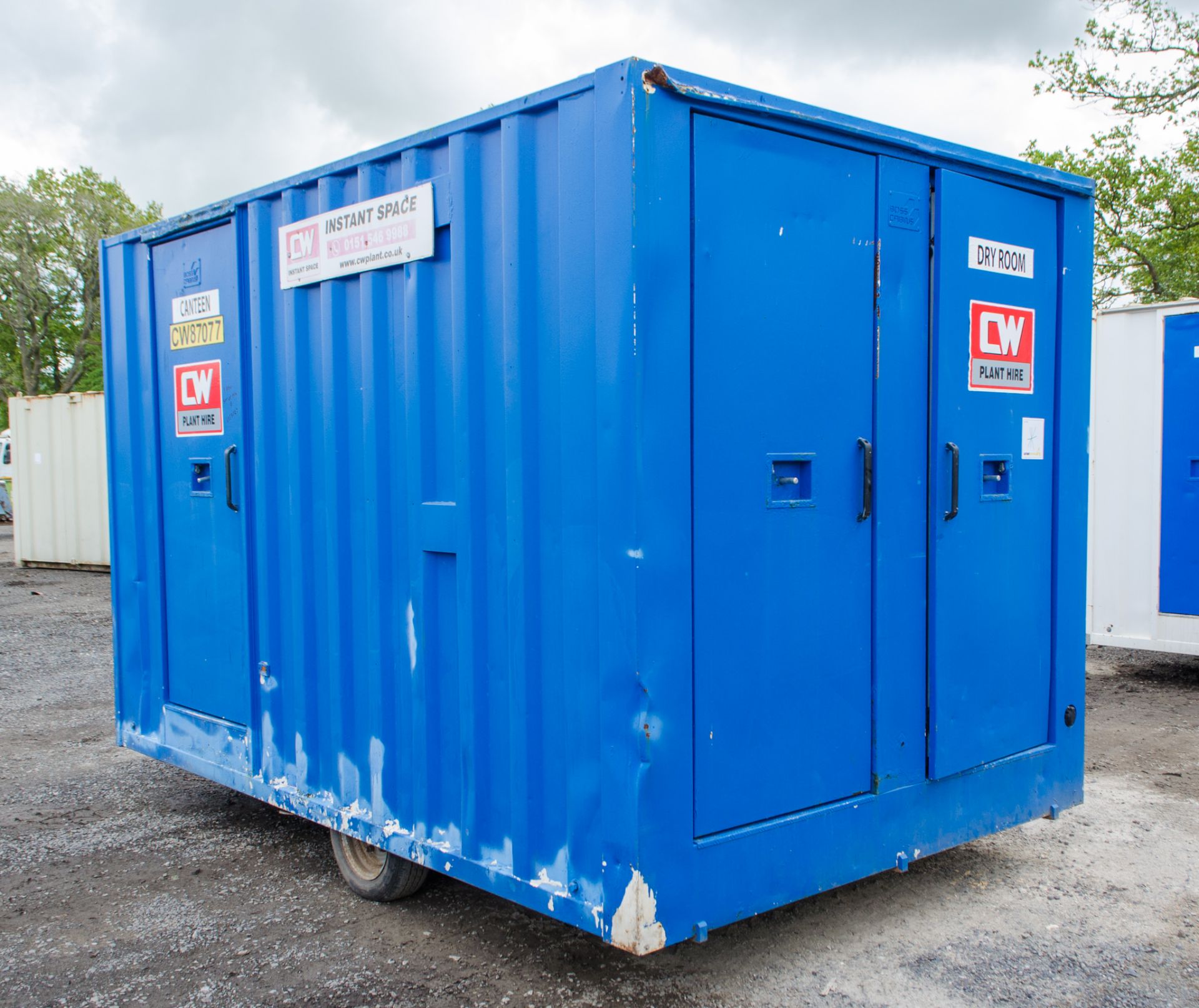 Boss Cabins 12 ft x 8 ft steel anti vandal mobile welfare unit Comprising of: Canteen, toilet & - Image 4 of 11