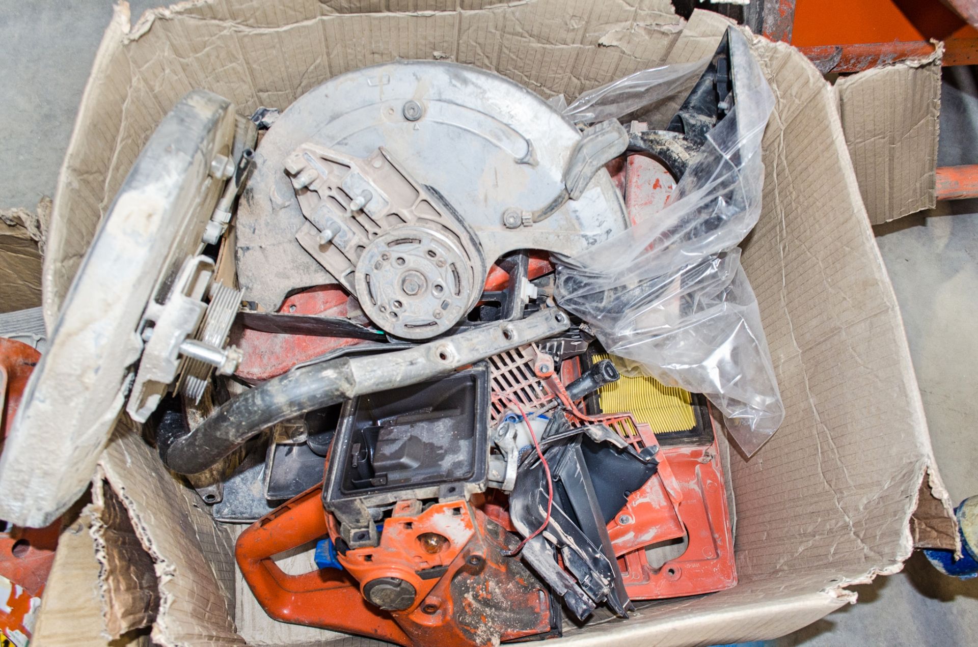 7 - boxes of Stihl and Husqvarna cut off saw spares - Image 8 of 8