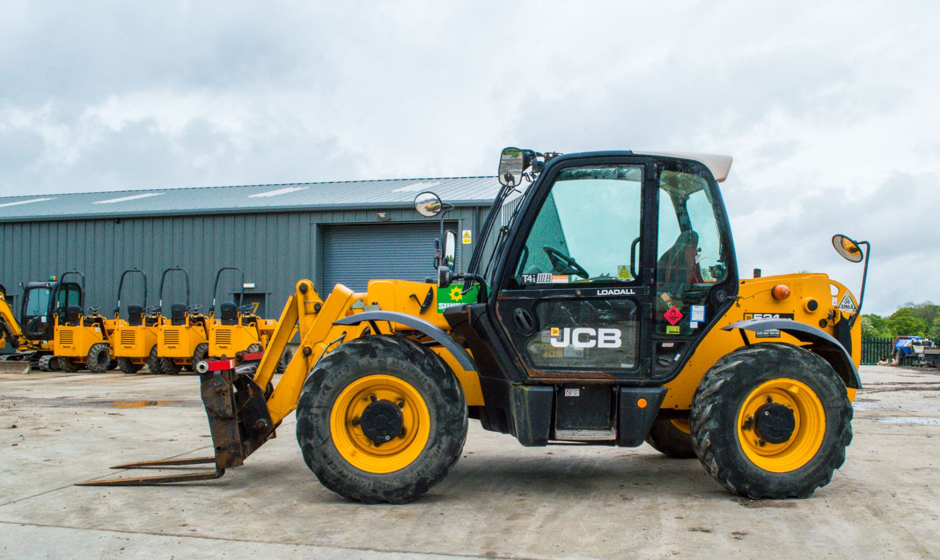JCB 531-70 7 metre telescopic handler  Year: 2015  S/N: 2349726 Recorded Hours: 2144 A668951 - Image 7 of 25