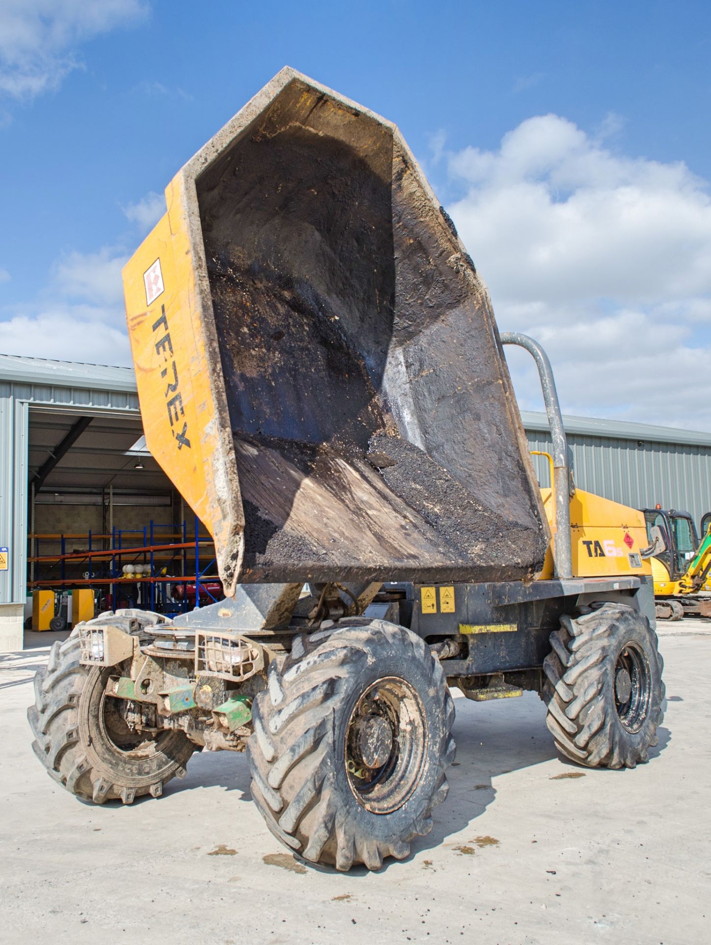 Terex TA6s 6 tonne swivel skip dumper Year: 2014 S/N: EE9PJ6044 Recorded Hours: 1811 A644828 - Image 9 of 21