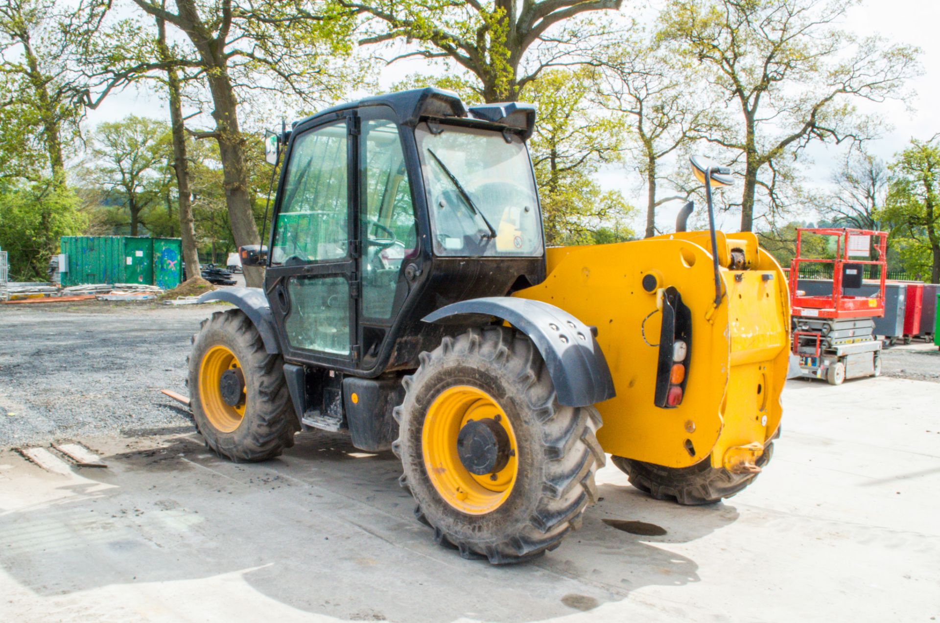 JCB 531-70 7 metre telescopic handler Year: 2008 S/N: 81425455 Recorded Hours: 4356 ** Turns over - Image 4 of 16