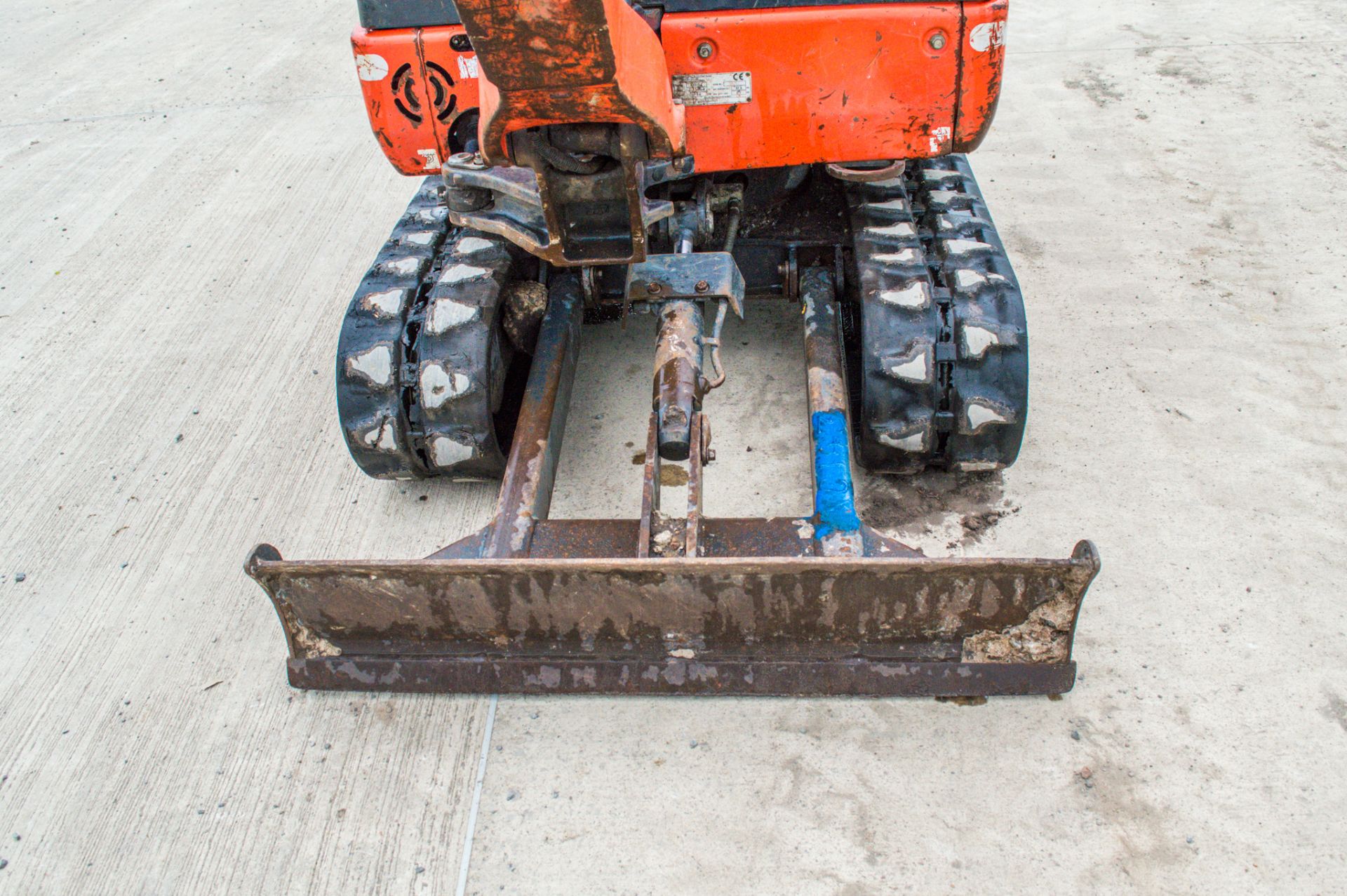 Kubota KX015-4 1.5 tonne rubber tracked mini excavator Year: 2015 S/N: 58351 Recorded Hour: 2561 - Image 15 of 21
