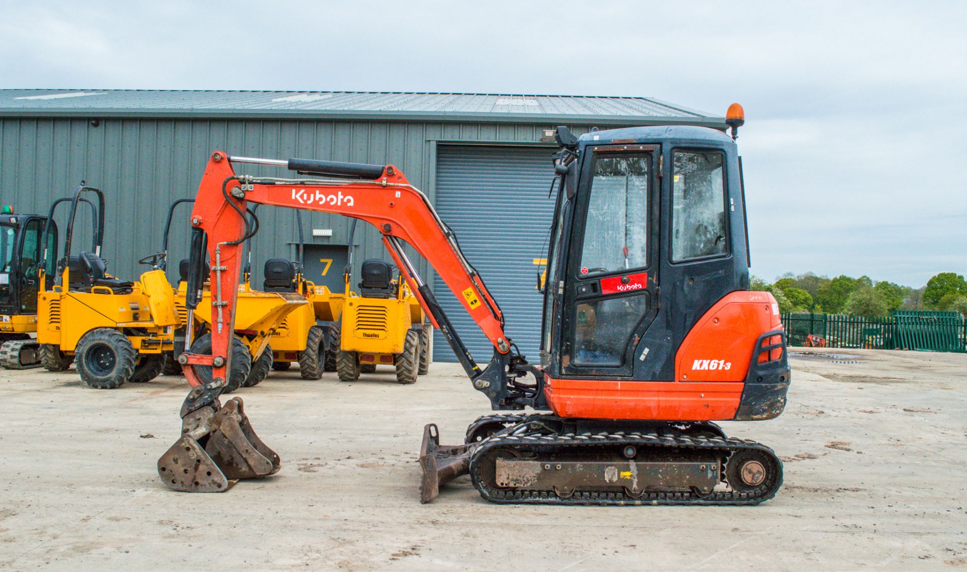 Kubota KX61-3 2.6 tonne rubber tracked excavator Year: 2014 S/N: 80677 Recorded Hours: 3027 piped, - Image 8 of 22