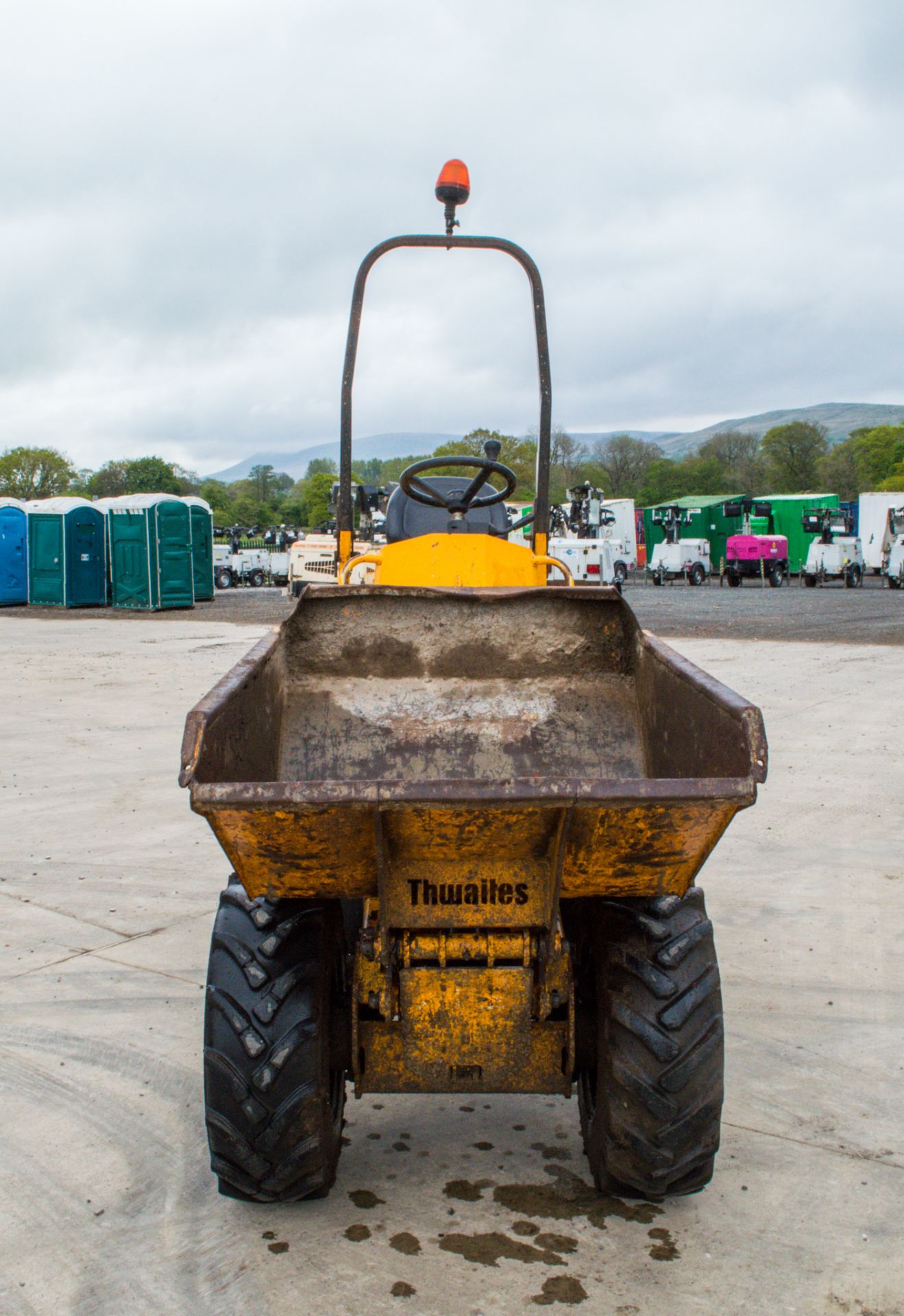 Thwaites 1 tonne hi-tip dumper Year: 2008 S/N: 4838 Recorded Hours: 1201 - Image 5 of 21