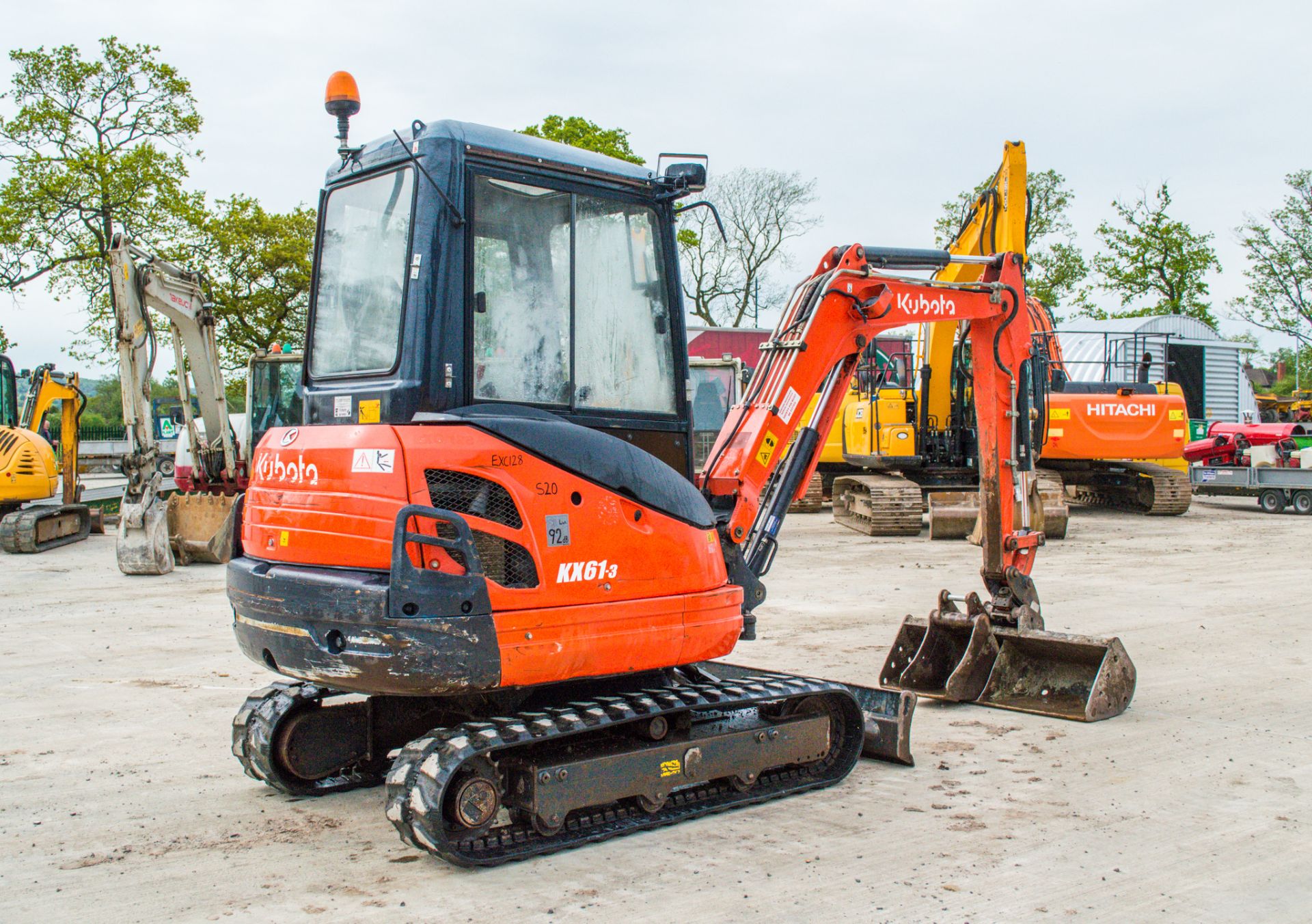 Kubota KX61-3 2.6 tonne rubber tracked excavator Year: 2014 S/N: 80677 Recorded Hours: 3027 piped, - Image 3 of 22
