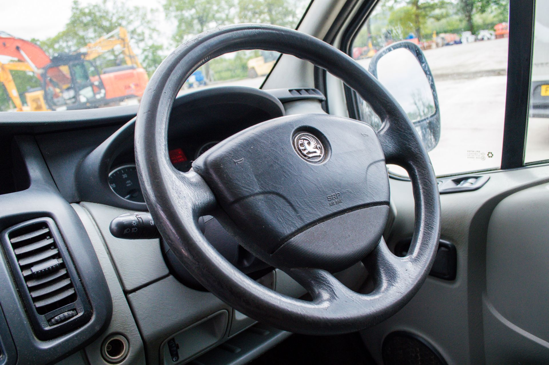 Vauxhall Vivaro 2900 2.0 CDTI 113 LWB panel van - Image 22 of 26