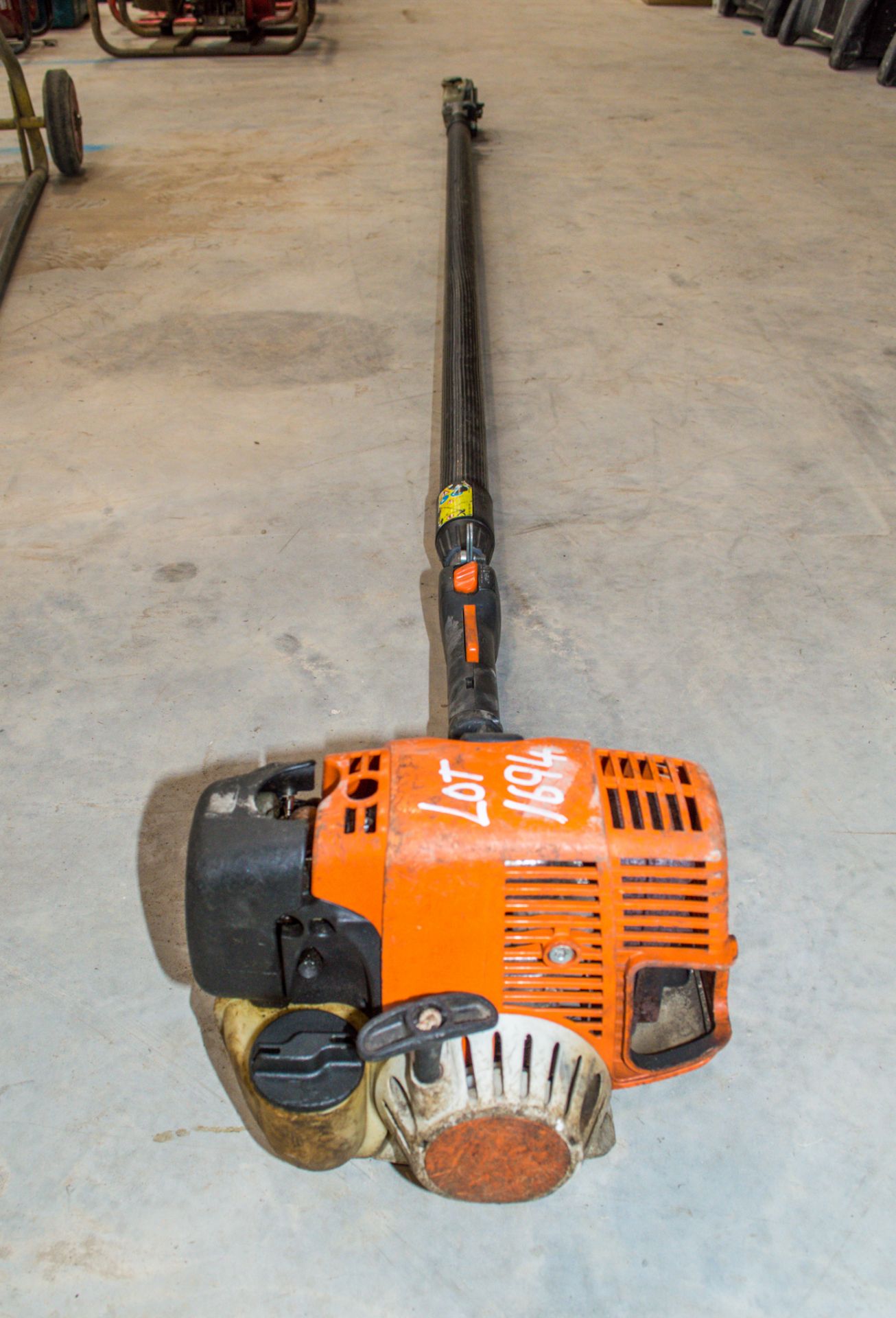Stihl petrol driven long reach hedge trimmer ** Cutting head missing ** 16090056 - Image 2 of 2