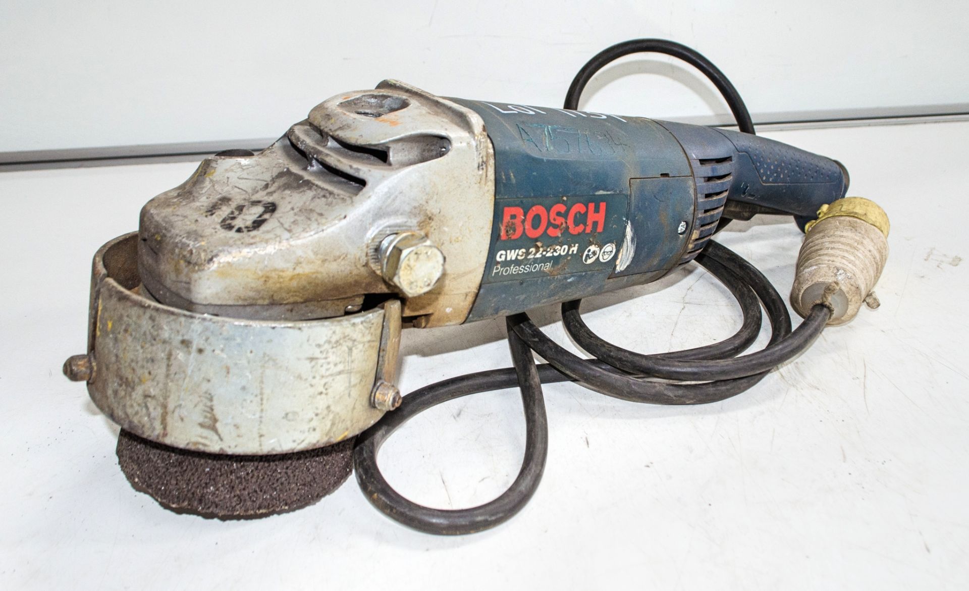 Bosch GWS22-230H 110v 230mm angle grinder A757634