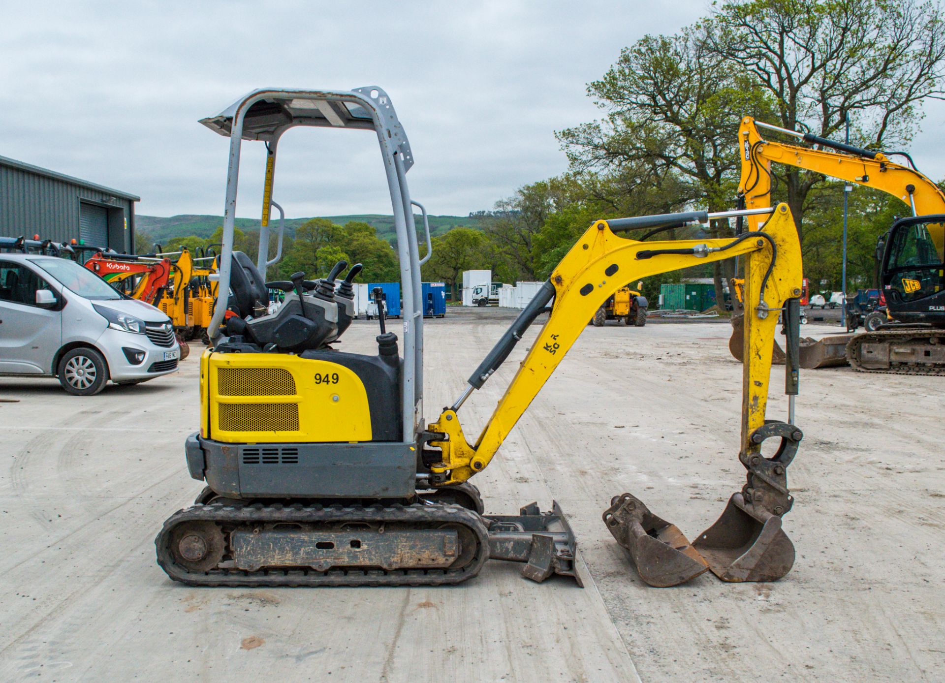 Wacker Neuson EZ17 1.7 tonne rubber tracked mini excavator Year: 2018 S/N: L03223 Recorded Hours: - Image 7 of 19