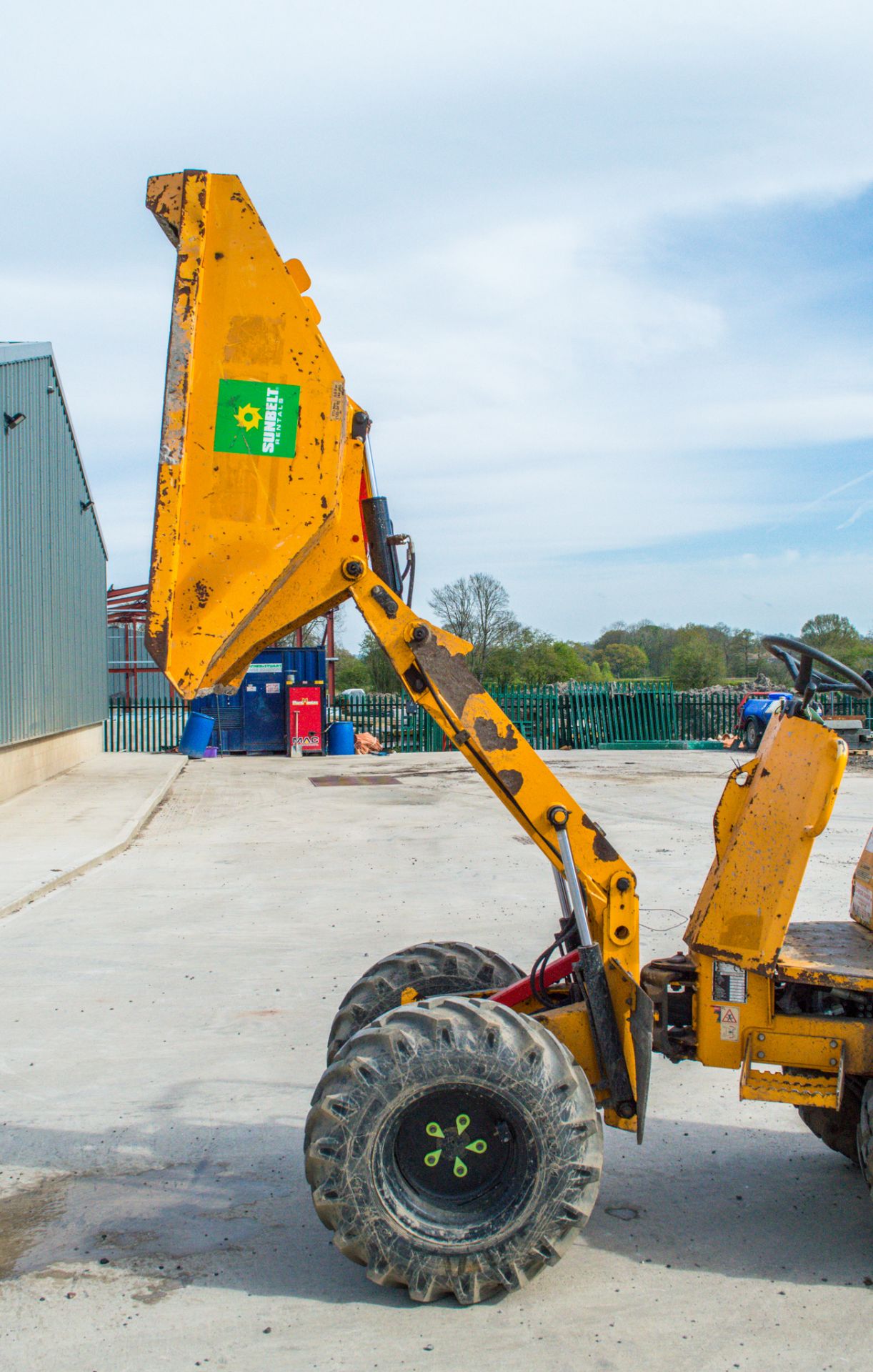 Thwaites 1 tonne hi-tip dumper Year: 2014 S/N: 17C7369 Recorded Hours: 1684 A634832 - Image 16 of 22