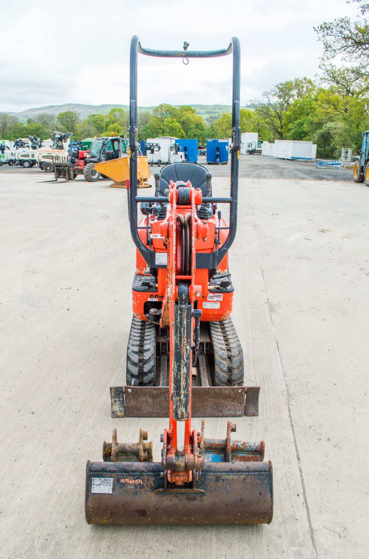 Kubota K008-3 0.8 tonne rubber tracked micro excavator Year: 2018 S/N: 31068 Recorded Hours: 1180 - Image 5 of 20