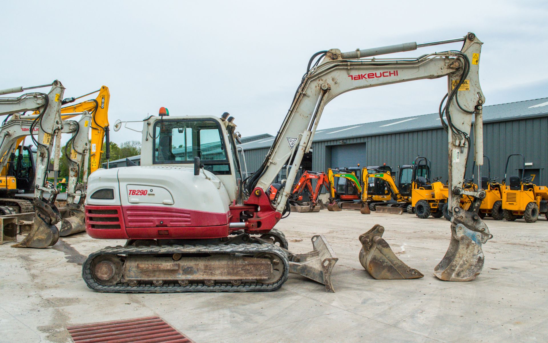 Takeuchi TB290 8.5 tonne rubber tracked excavator Year: 2015 S/N: 200107 Recorded Hours: 7596 Air - Image 7 of 24