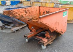 Steel fork lift tipping skip A629706