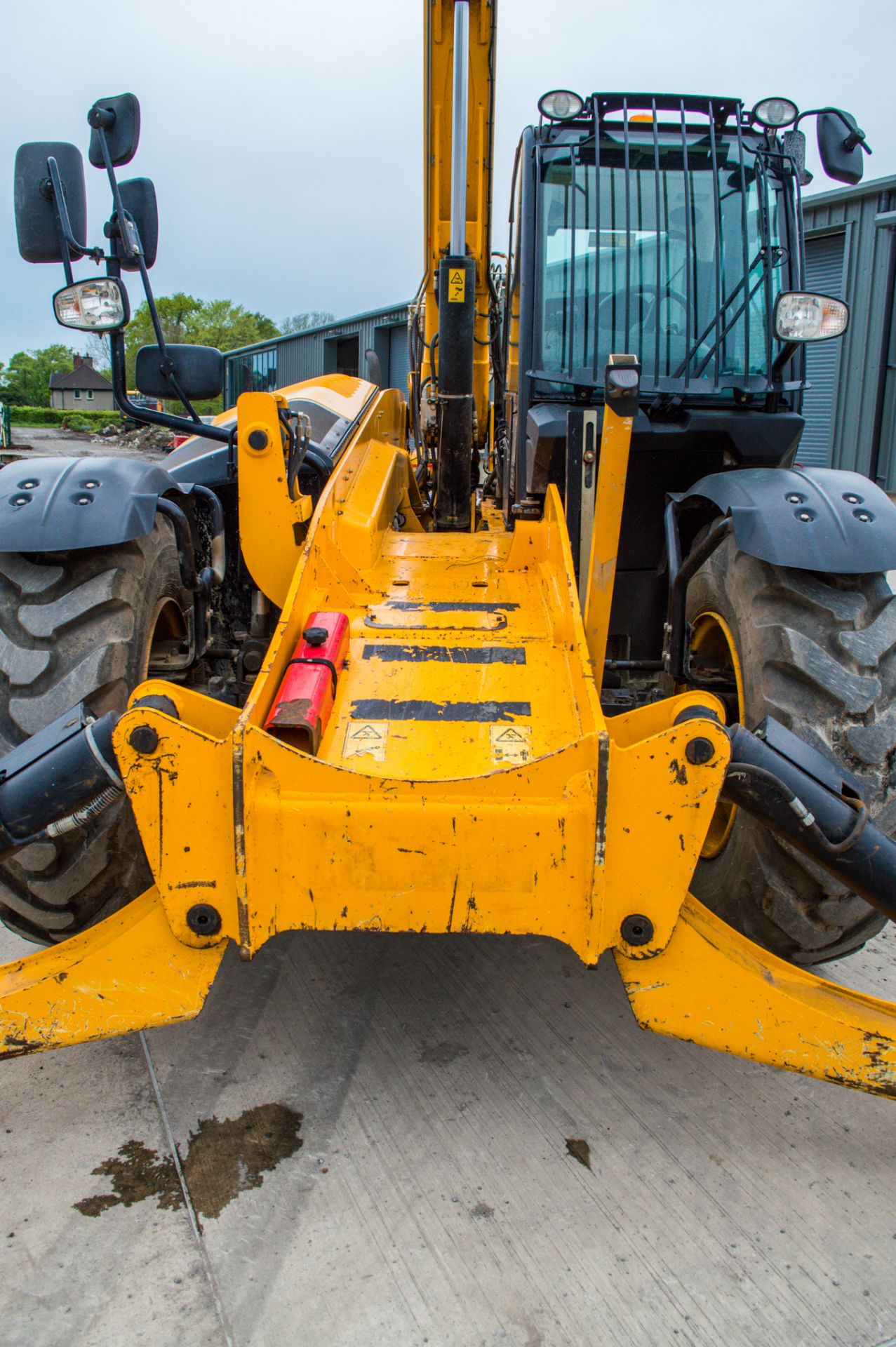 JCB 540-180 Hi-Viz 18 metre telescopic handler  Year: 2017 S/N: 2567523 Recorded Hours: 6703 c/w - Image 18 of 26