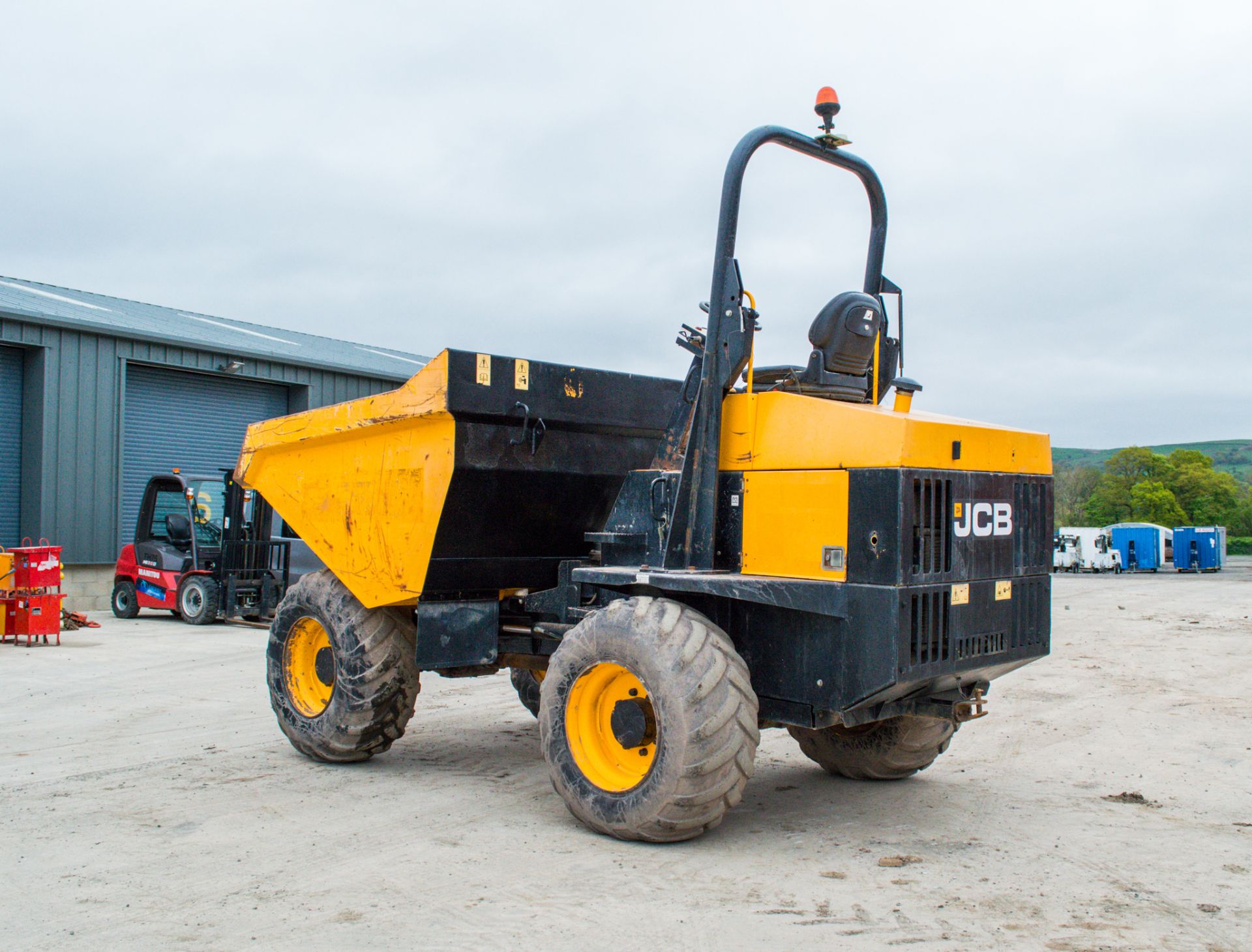 JCB 9T 9 tonne straight skip dumper - Image 4 of 22