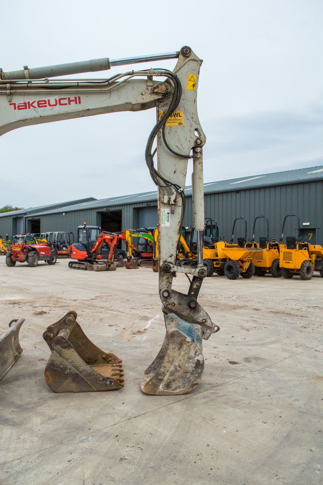 Takeuchi TB290 8.5 tonne rubber tracked excavator Year: 2015 S/N: 200107 Recorded Hours: 7596 Air - Image 13 of 24