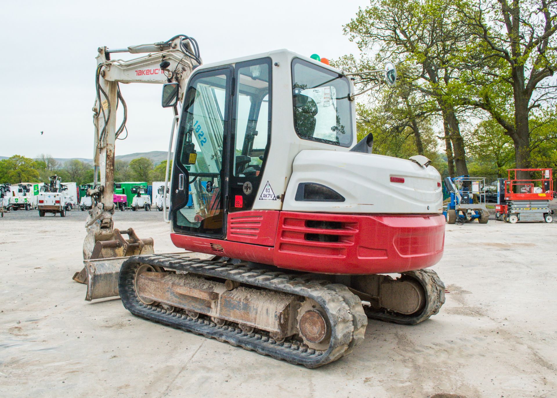 Takeuchi TB290 8.5 tonne rubber tracked excavator Year: 2015 S/N: 200107 Recorded Hours: 7596 Air - Image 4 of 24