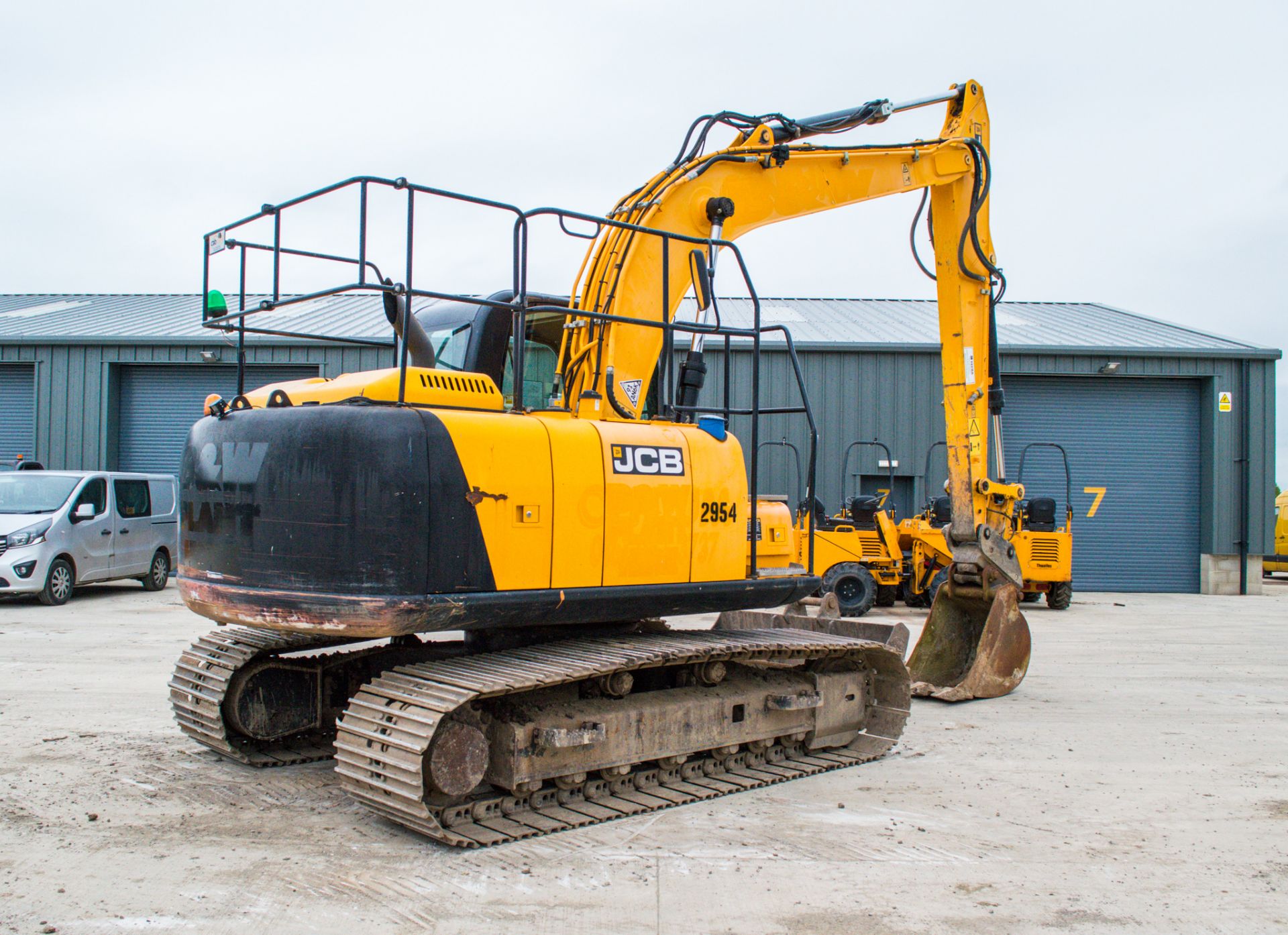 JCB JS130 LC+ 13 tonne steel tracked excavator Year: 2016 S/N: 424044 Recorded Hours: 4240 Air - Image 3 of 25