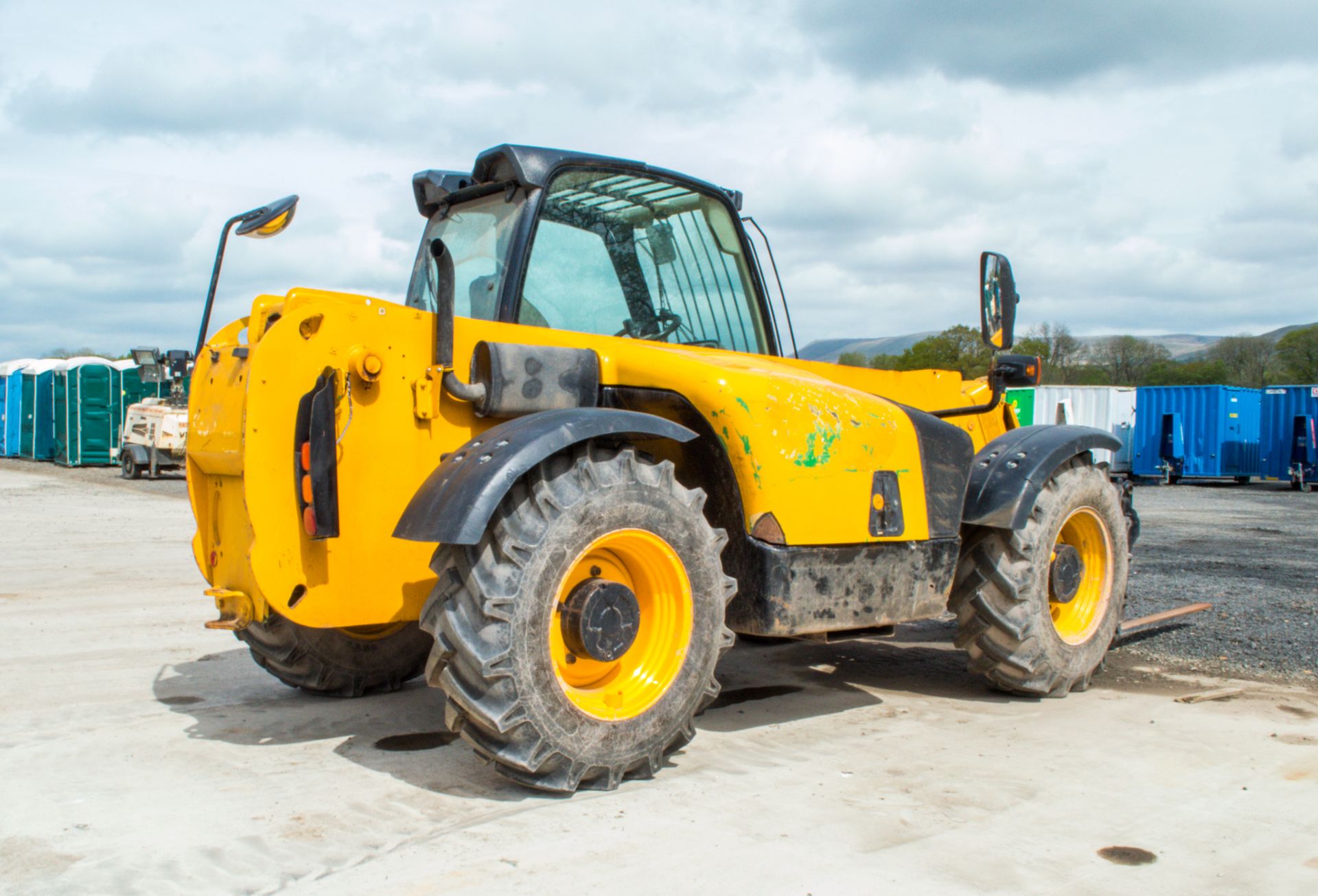 JCB 531-70 7 metre telescopic handler Year: 2008 S/N: 81425455 Recorded Hours: 4356 ** Turns over - Image 3 of 16