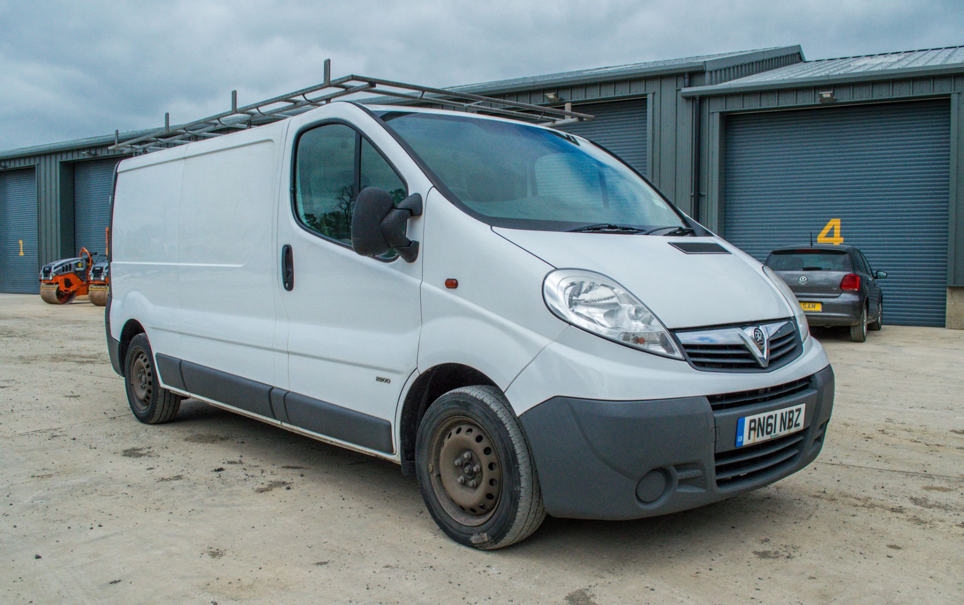 Vauxhall Vivaro 2900 2.0 CDTI 113 LWB panel van - Image 2 of 26