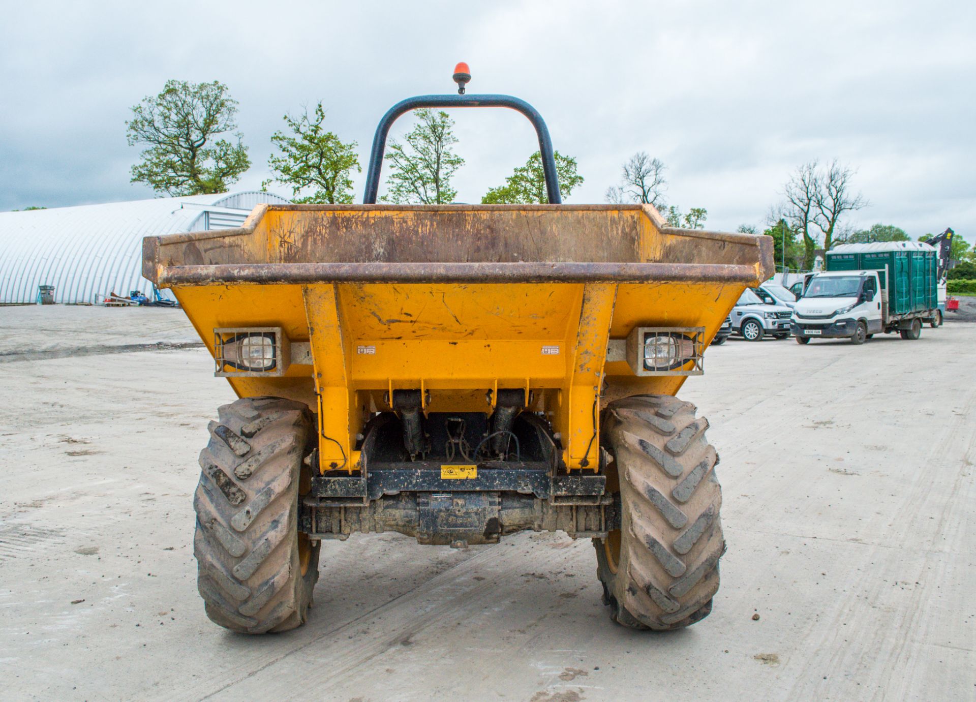 JCB  6T  6 tonne straight skip dumper Year:2015 S/N: K7468 Recorded Hours: 1493 A666972 - Image 5 of 21