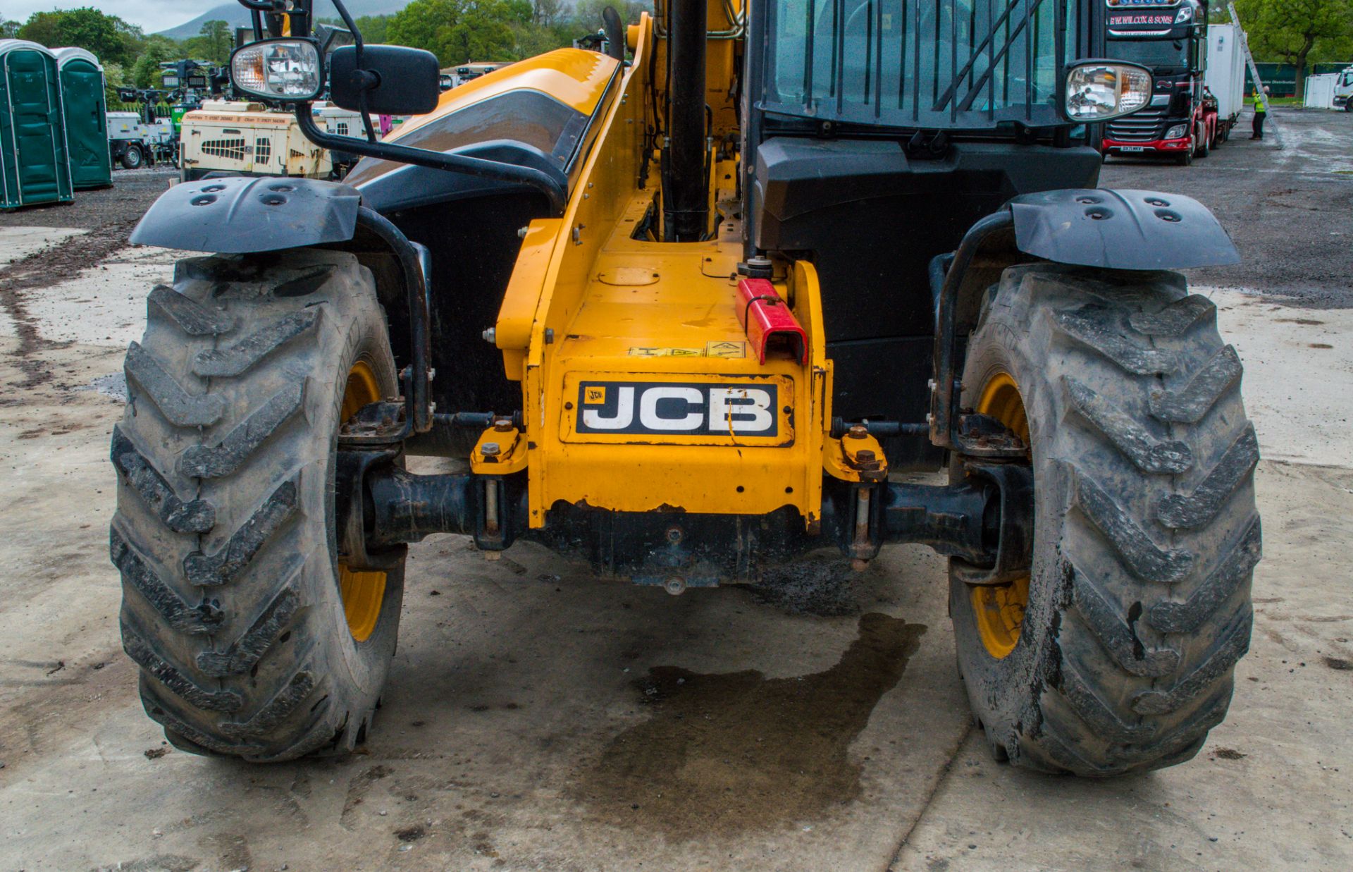 JCB 535-95 9.5 metre telescopic handler  Year: 2017 - Image 16 of 27