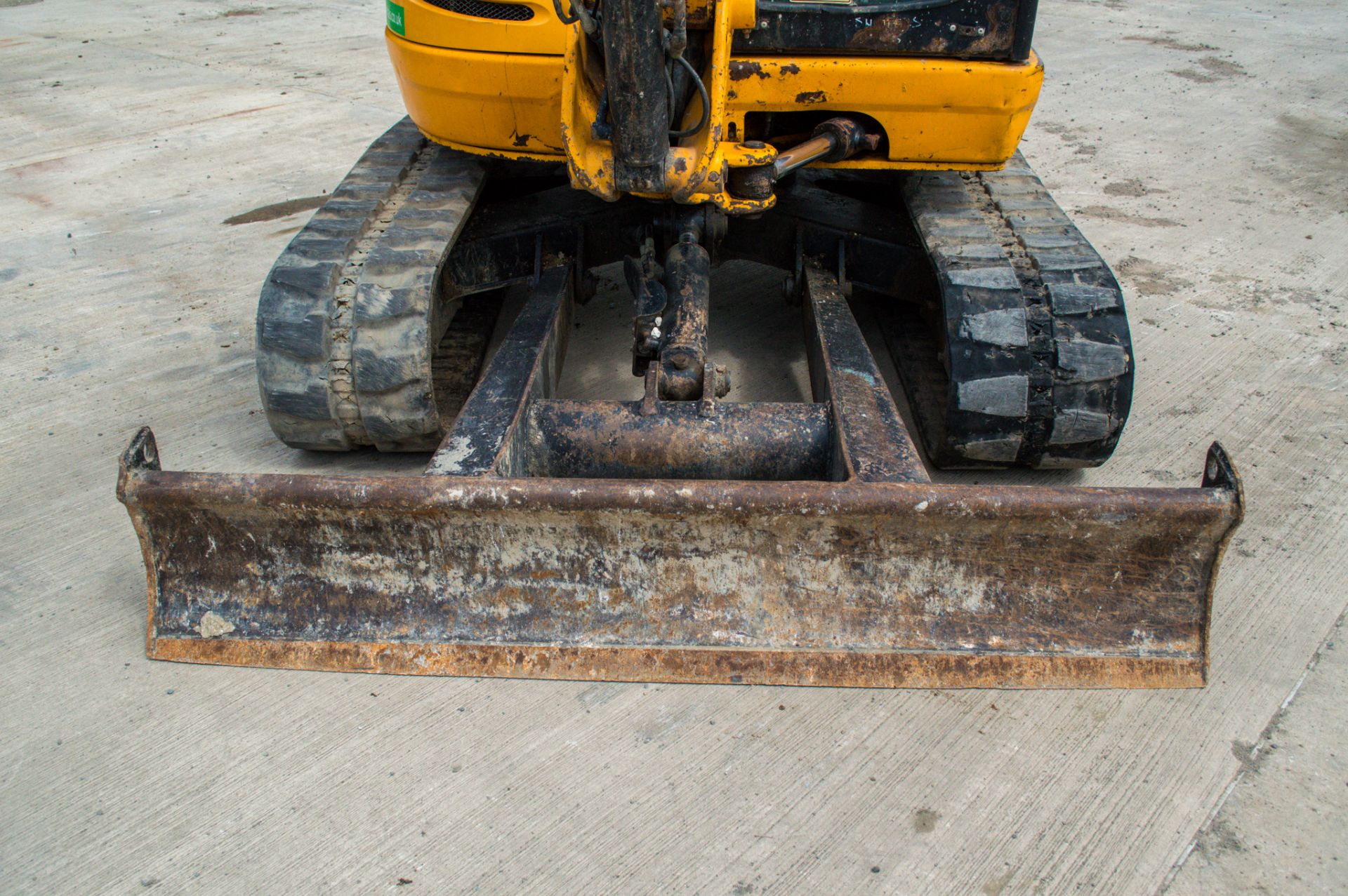 JCB 8050 RTS 5 tonne rubber tracked midi excavator  Year: 2013 S/N:01741891 Recorded Hours: 3151 - Image 15 of 25