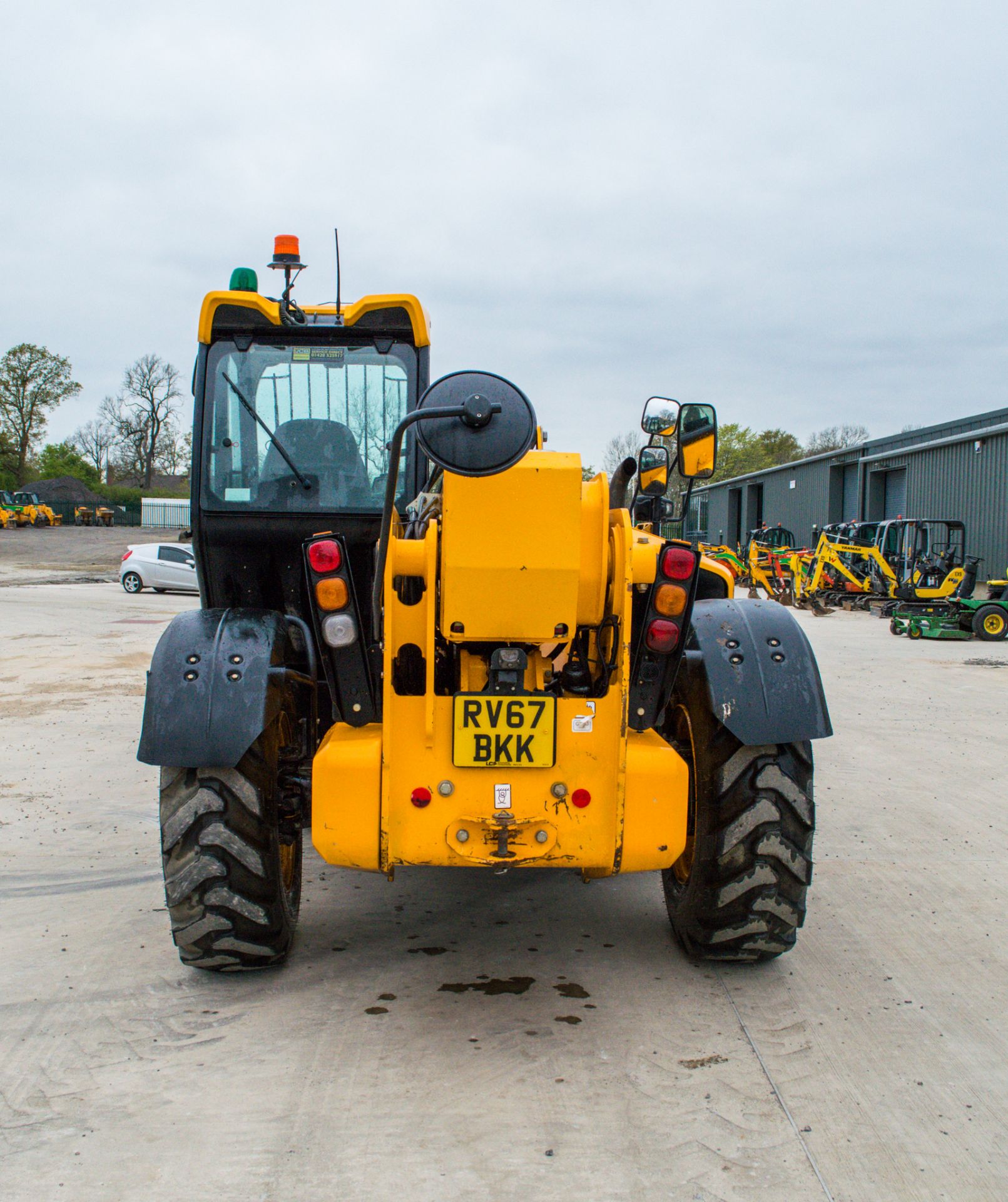 JCB 540-180 Hi-Viz 18 metre telescopic handler  Year: 2017 S/N: 2568367 Recorded Hours: 6219 c/w - Image 6 of 26