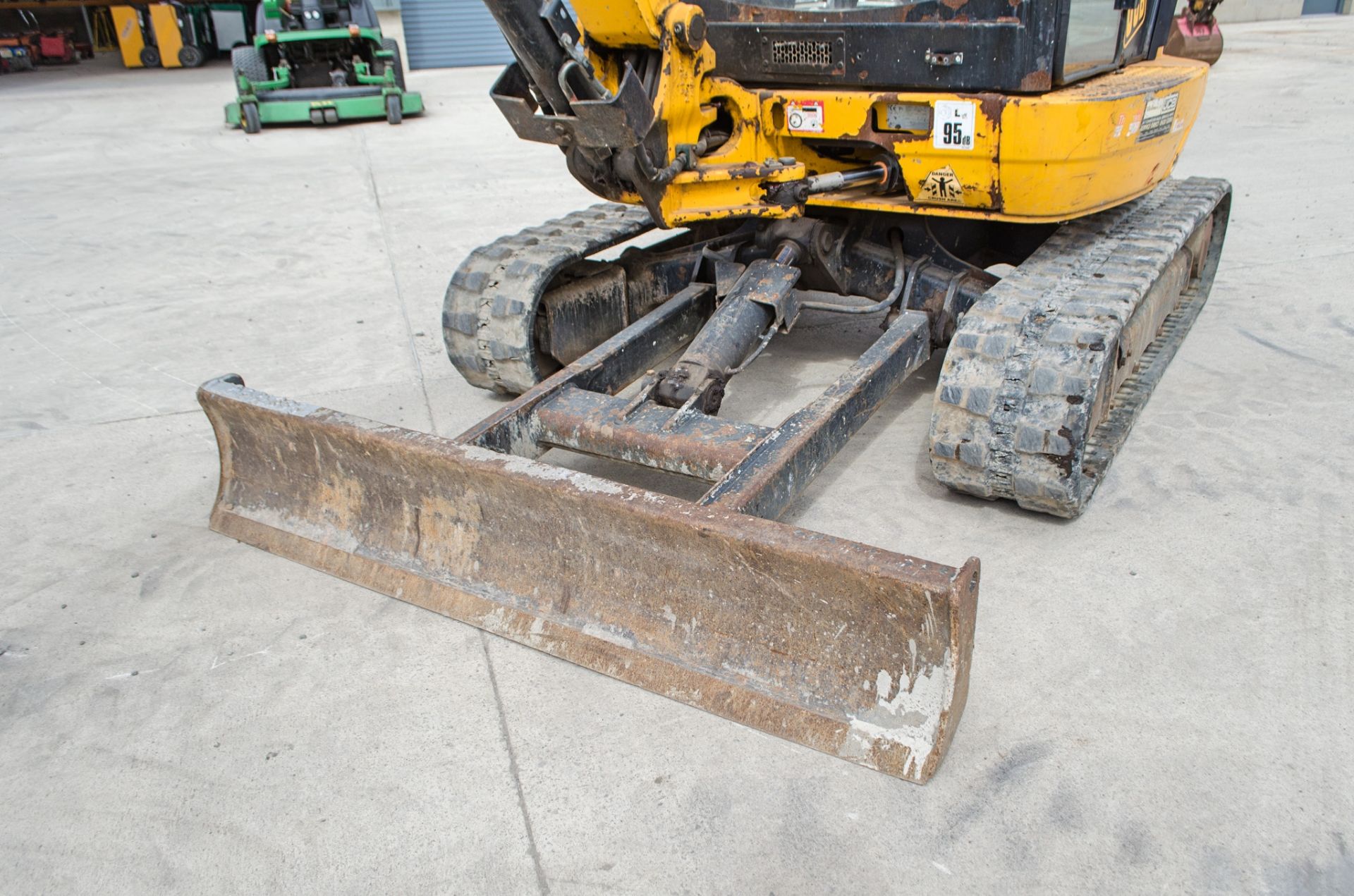 JCB 8030 ZTS 3 tonne rubber tracked excavator Year: 2014 S/N: 2117050 Recorded Hours: 2750 blade, - Image 11 of 21