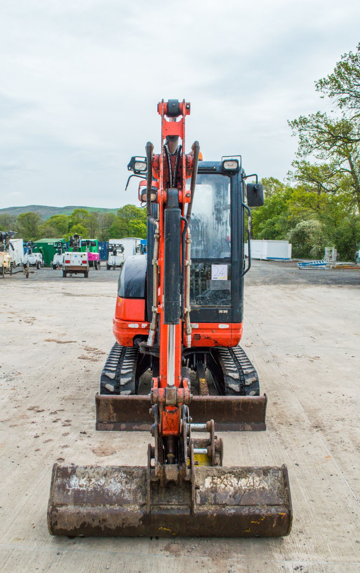Kubota KX61-3 2.6 tonne rubber tracked excavator Year: 2014 S/N: 80677 Recorded Hours: 3027 piped, - Image 5 of 22