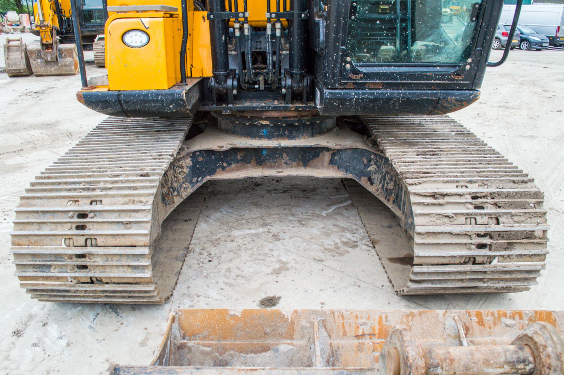 JCB JS130 LC+ 13 tonne steel tracked excavator Year: 2016 S/N: 424044 Recorded Hours: 4240 Air - Image 11 of 25