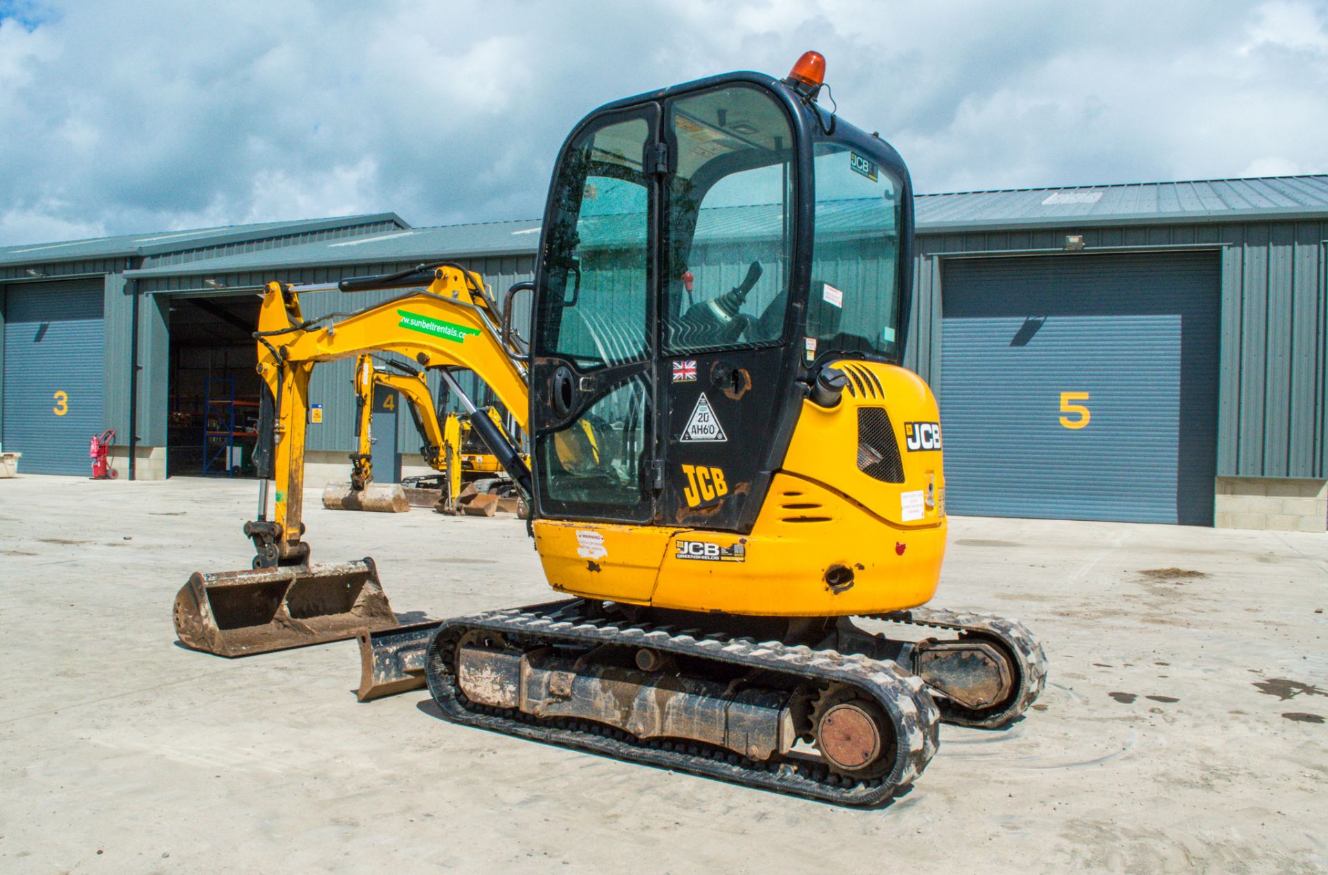JCB 8025 2.5 tonne rubber tracked mini excavator Year: 2013 S/N: 2226112 Recorded hours: 3431 Blade, - Image 3 of 22