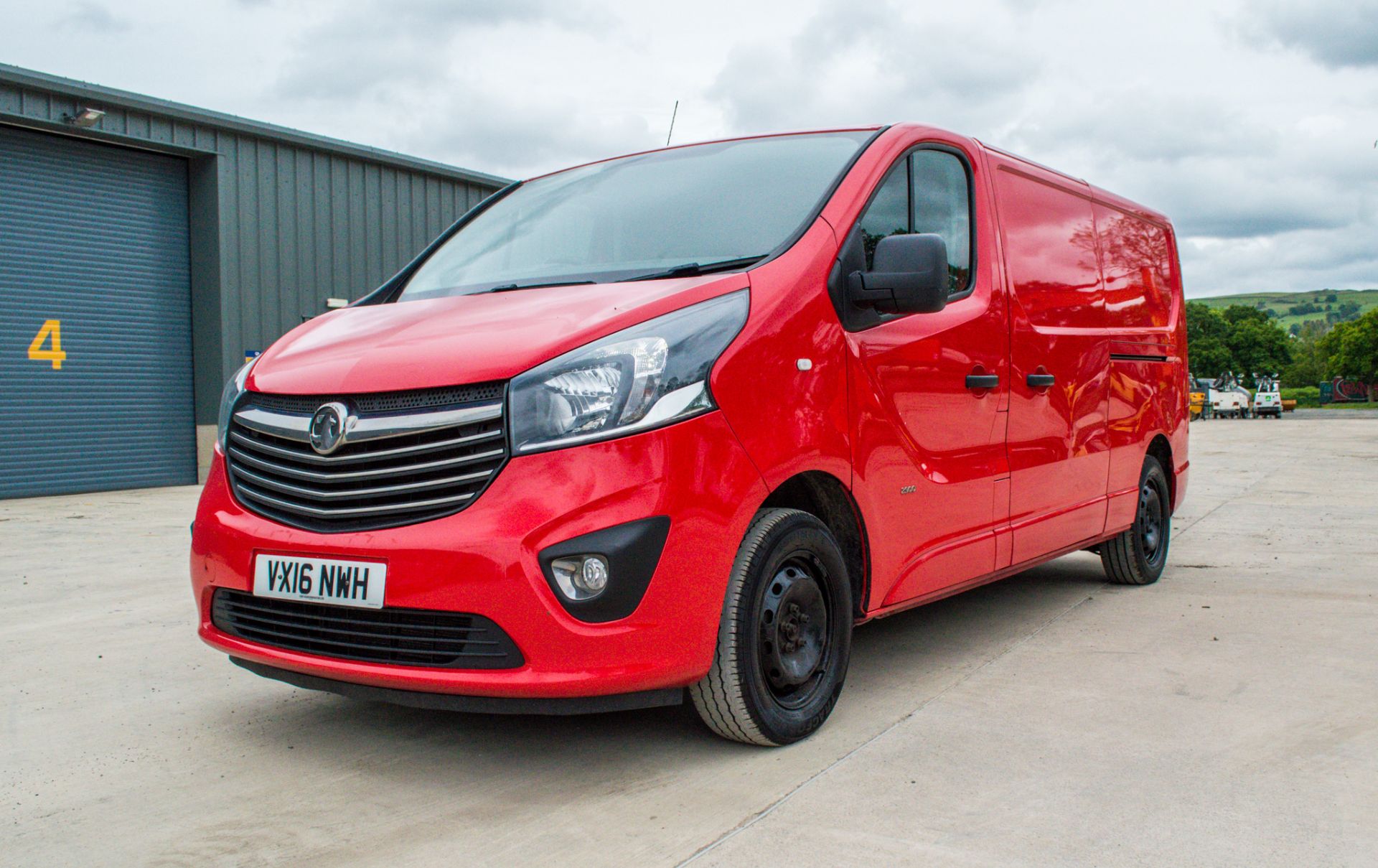 Vauxhall Vivaro 2.9T 1.6 CDTI 120 Bi Turbo LWB panel van Registration Number: VX16 NWH Date of