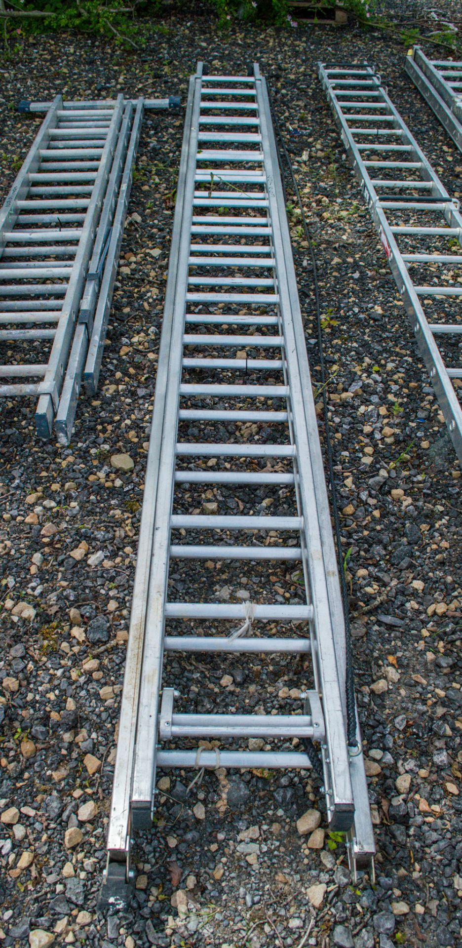 2 stage aluminium ladder 18066177