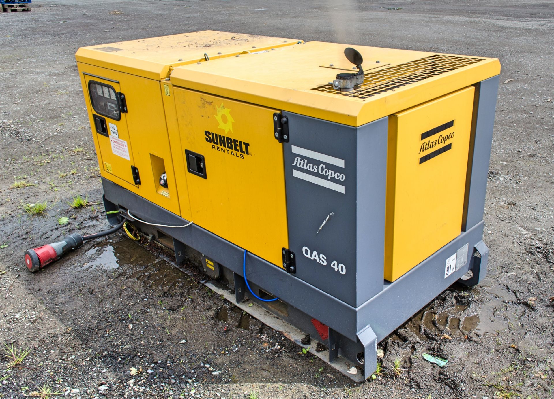 Atlas Copco QAS40 40 kva diesel driven generator Year: 2014 S/N: ESF351373 Recorded Hours: 24992 - Image 4 of 8