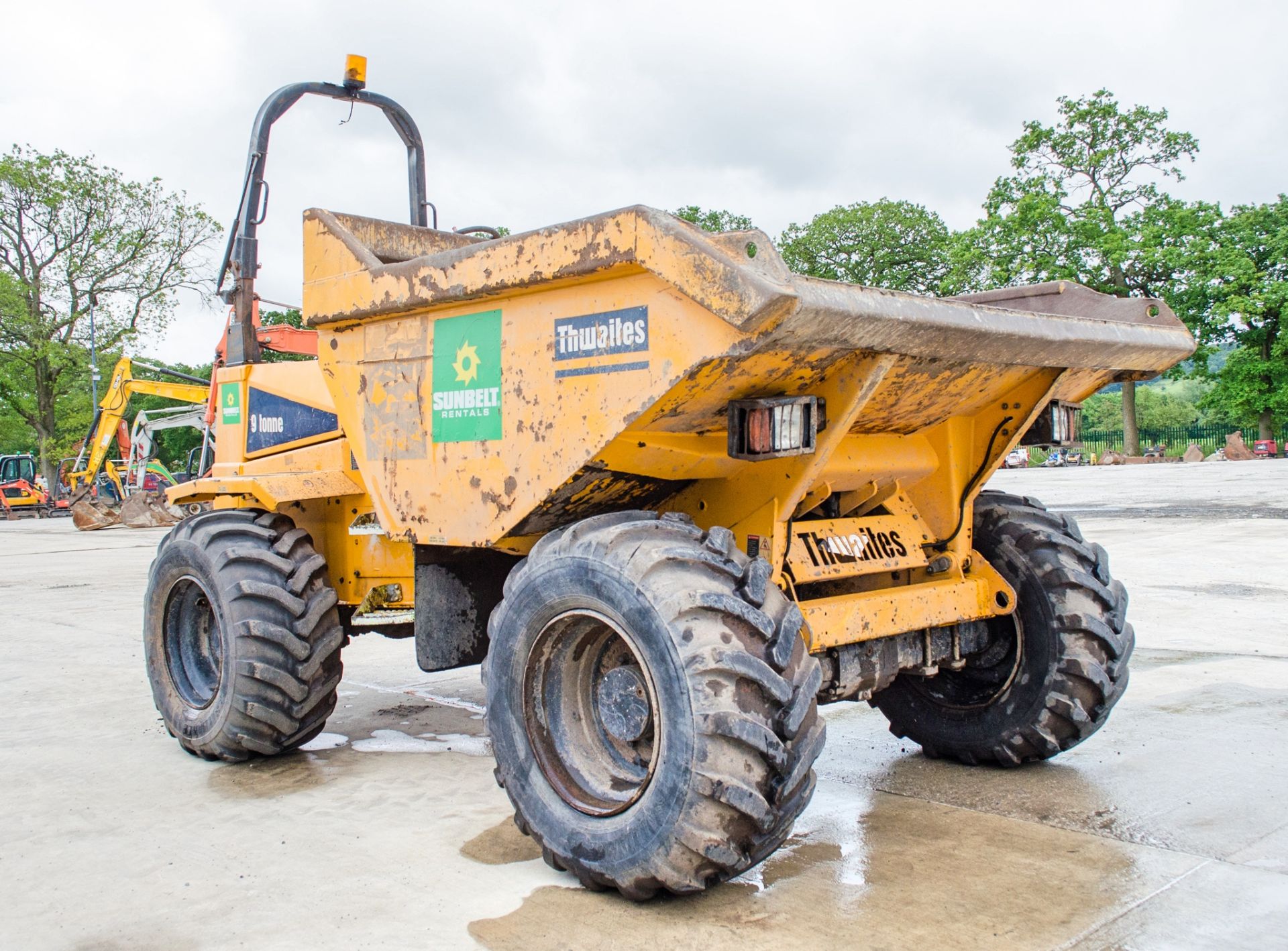 Thwaites 9 tonne straight skip dumper Year: 2013 S/N: 1301C6026 Recorded Hours: 2512 A612325 ** - Image 2 of 20