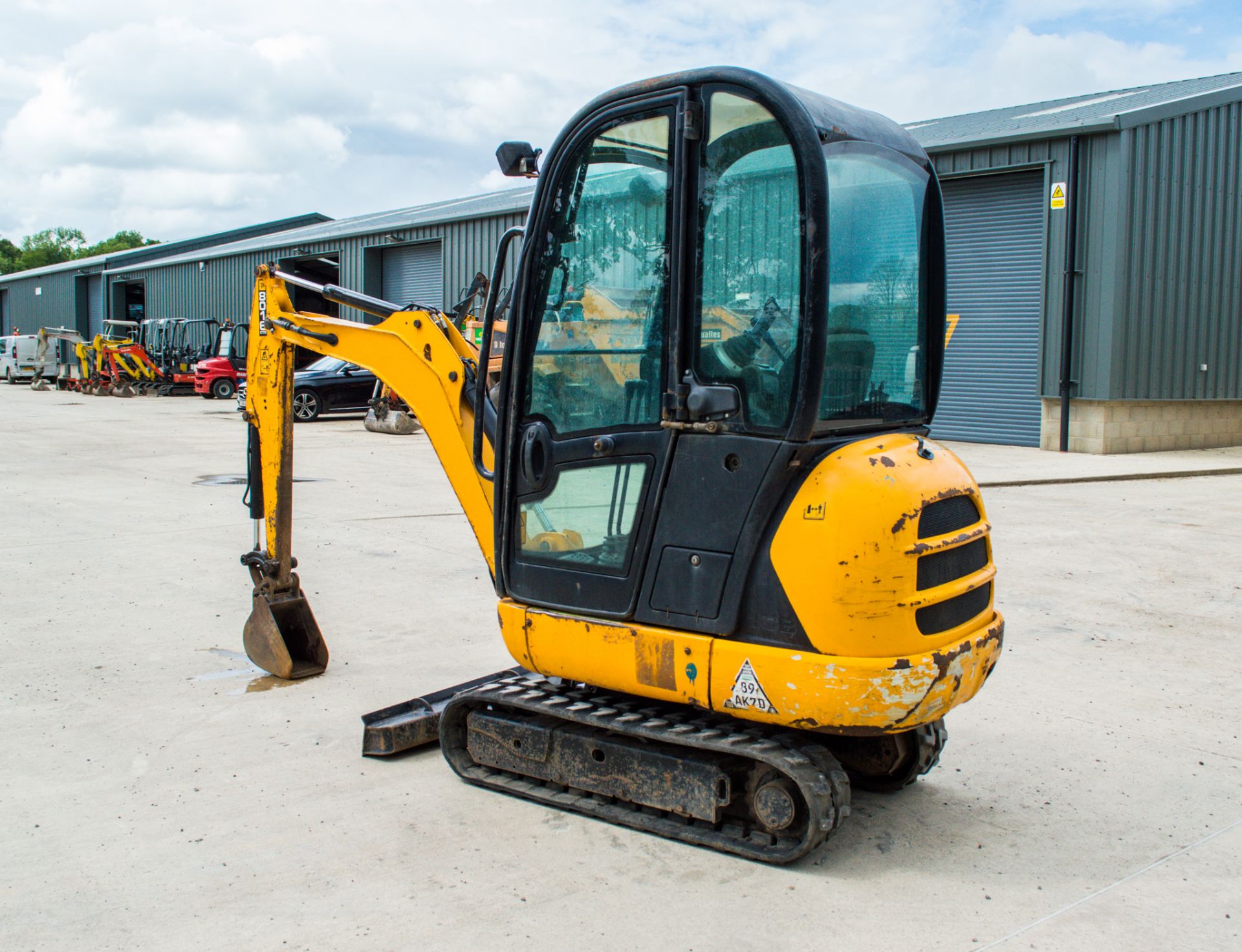 JCB 8016 CTS 1.6 tonne rubber tracked mini excavator Year: 2014 S/N: 2071647 Recorded Hours: 2714 - Image 3 of 20